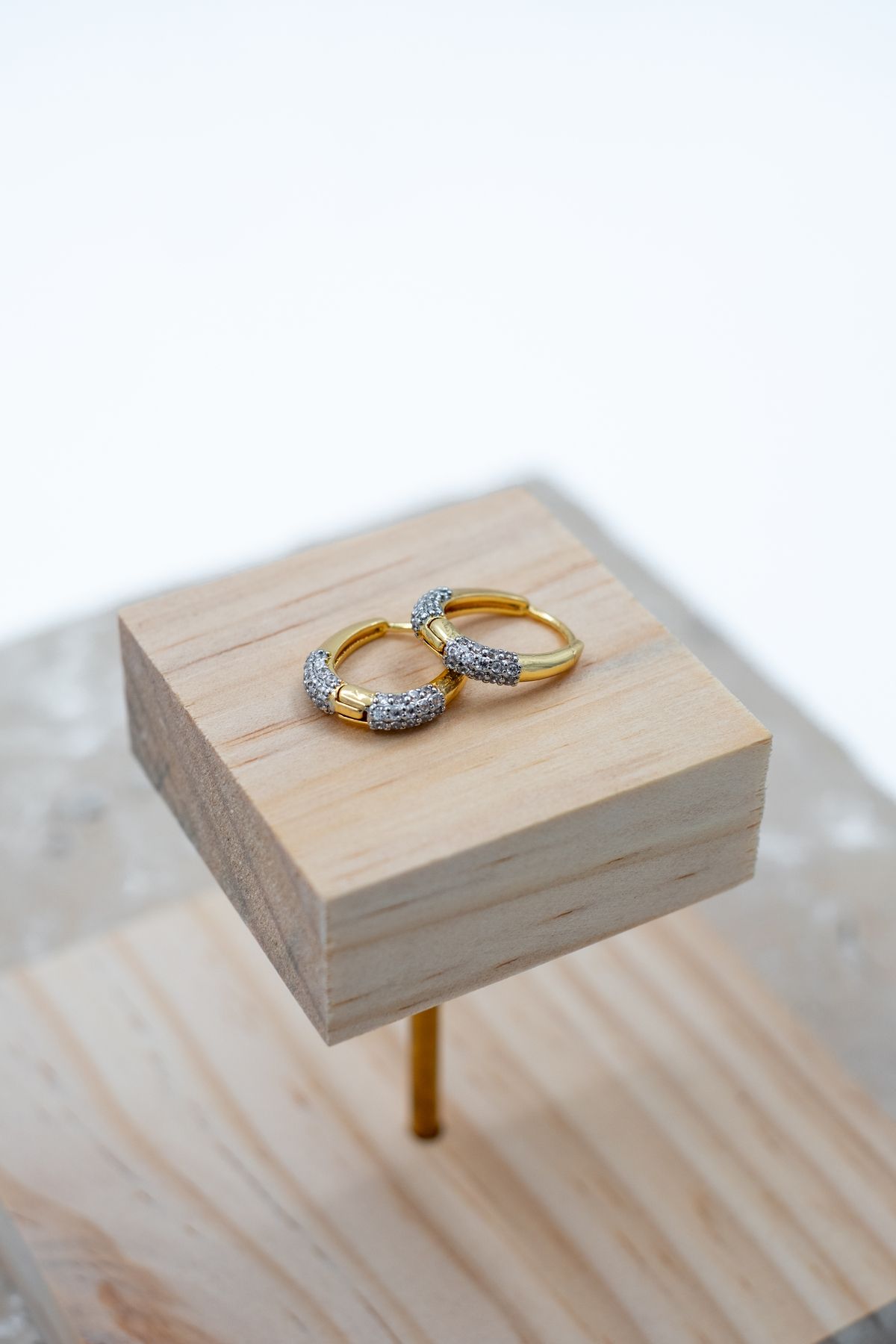 ATELİER BEREN Zirkon Halo – Gold & Silver Işıltı Küpesi