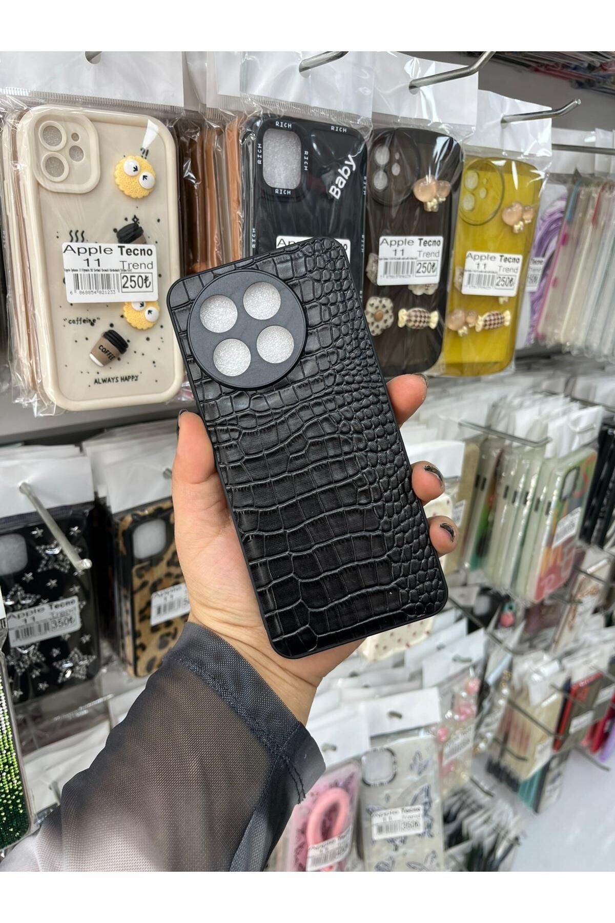 TECNOTREND TECNO SPARK 30 PRO 4G Dokulu Yüzey Çekmeye Dayanıklı Cep Telefon Kılıfı Pu Deri Kaplamalı Yumuşak