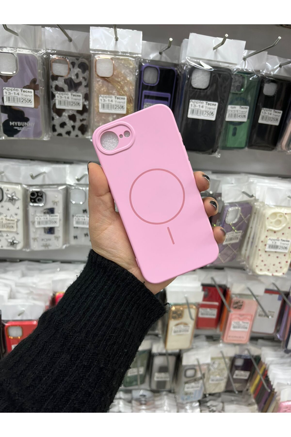 TECNOTREND Apple İphone 16E MAGSAFELİ İÇİ KADİFELİ SİLİKON KILIF