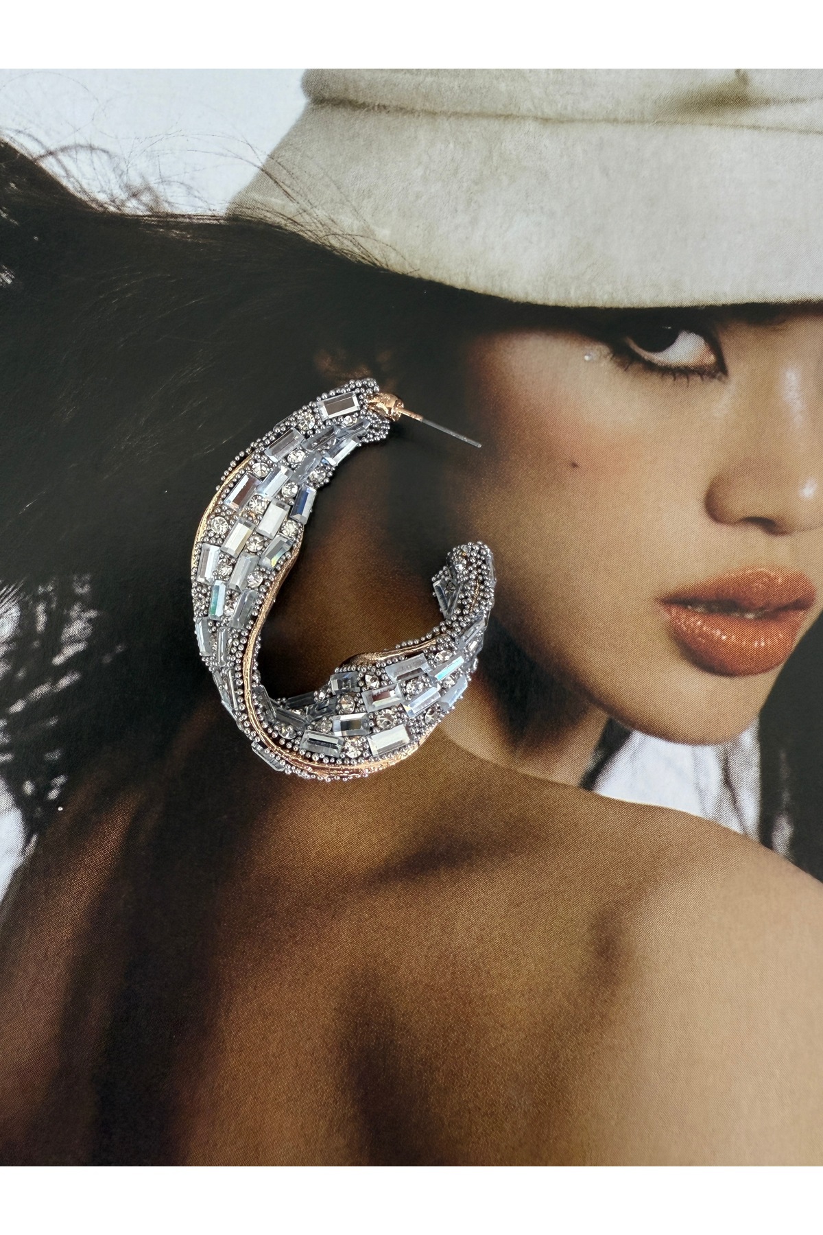 Pinery Jewels-Limited Edition - Pair of Curvy Pearl and Zircon Stone Detailed Maxi Length Evening Dress Earrings 2