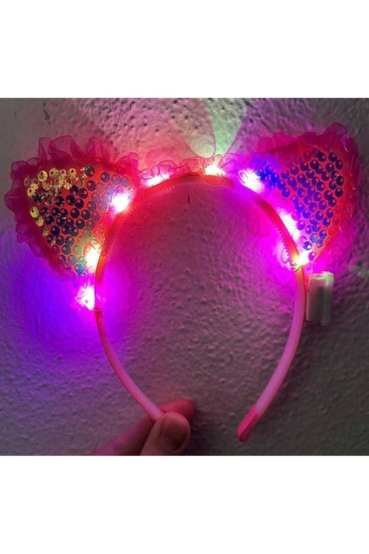 STOREMAX Kenarları Dantelli Fuşya Pullu Payetli Led Işıklı Kedi Kulak Taç 17x19 cm (5047)