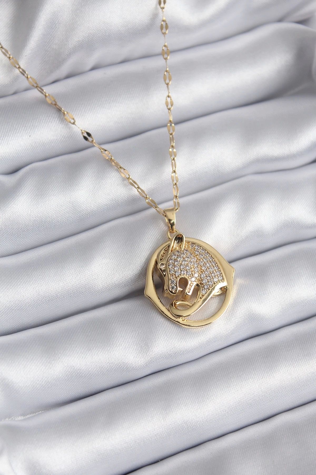 Clariss 316L Çelik Gold Renk Zirkon Taşlı Jaguar Model Kadın Kolye