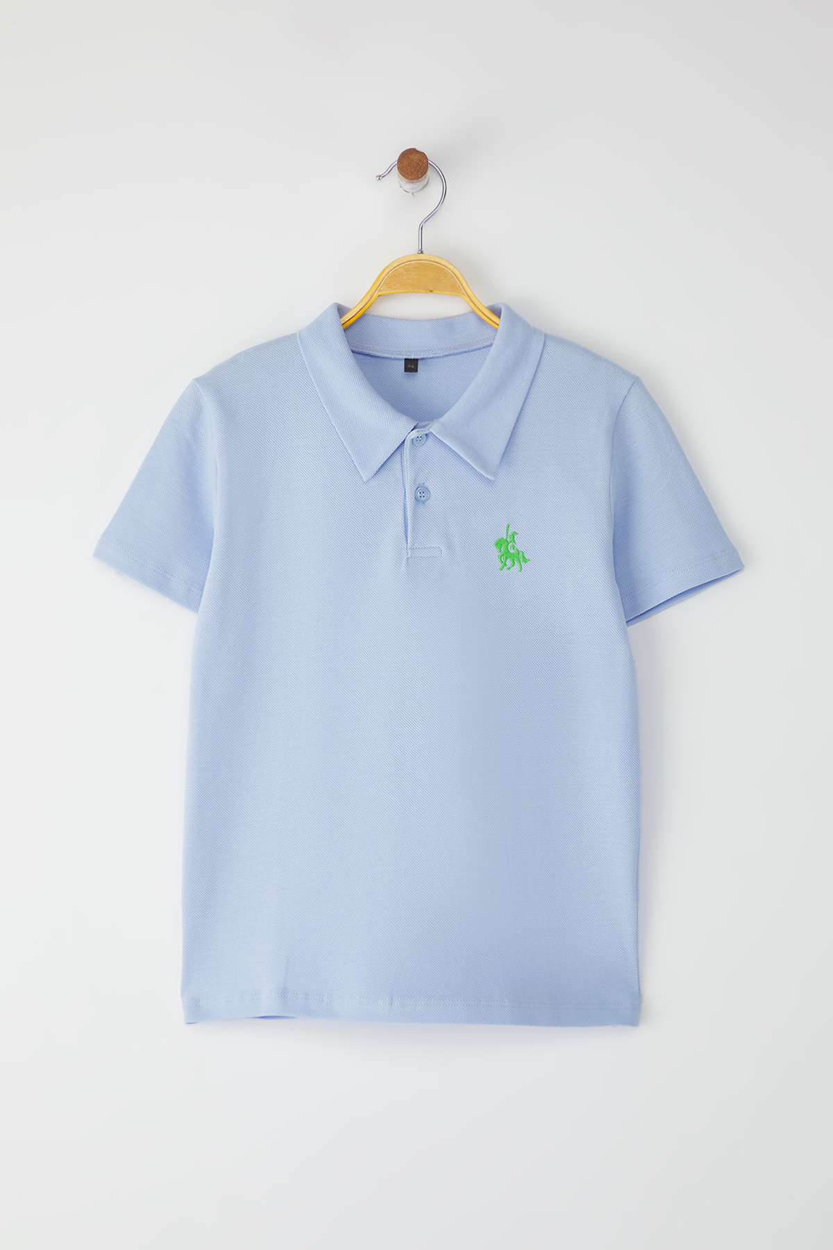 Trendyolmilla Kids Mavi Erkek Çocuk %100 Pamuk Nakışlı Polo Yaka Kısa Kol Dokulu Örme T-Shirt TKDSS25TS00081