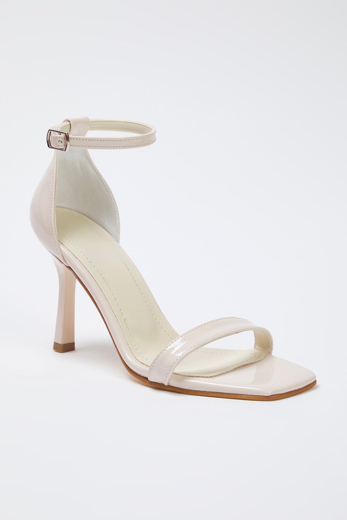 trendyol-shoes-womens-high-heels