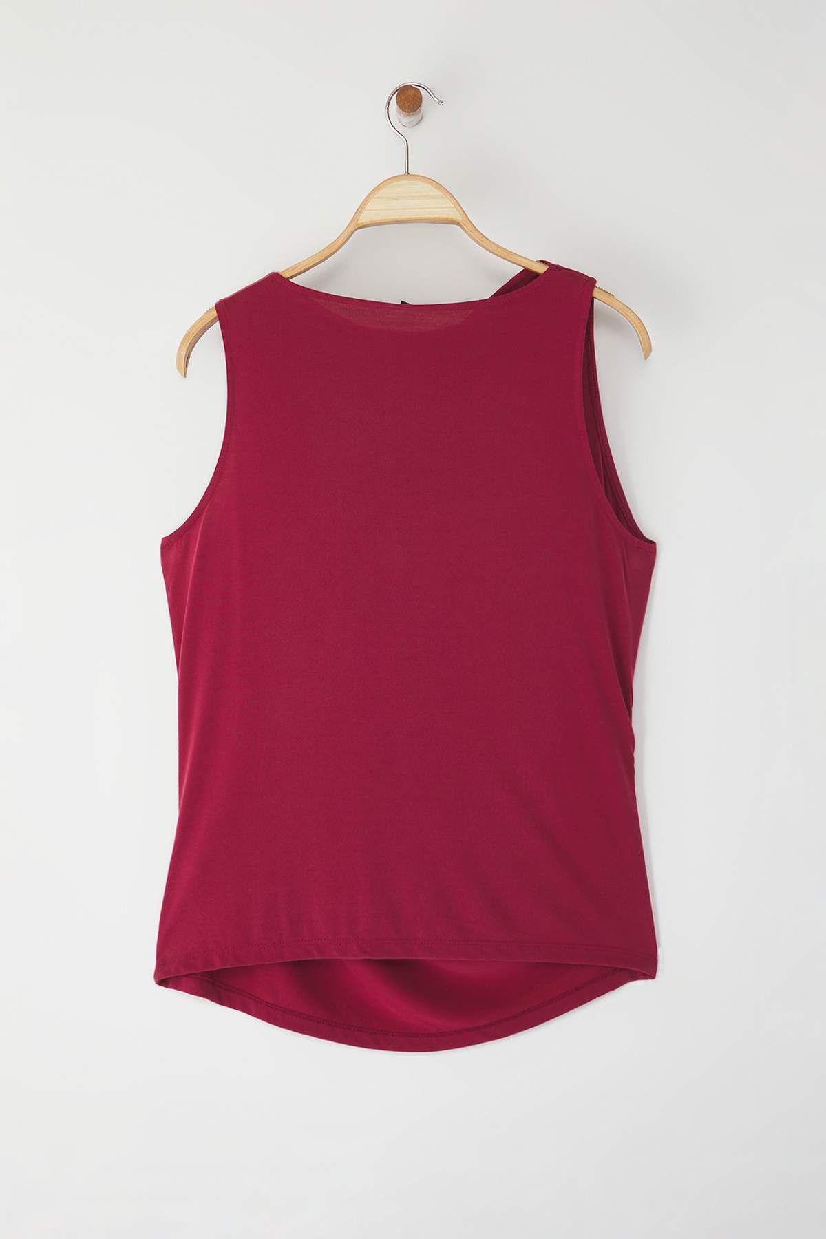 trendyol-curve-womens-burgundy-straight-sleev