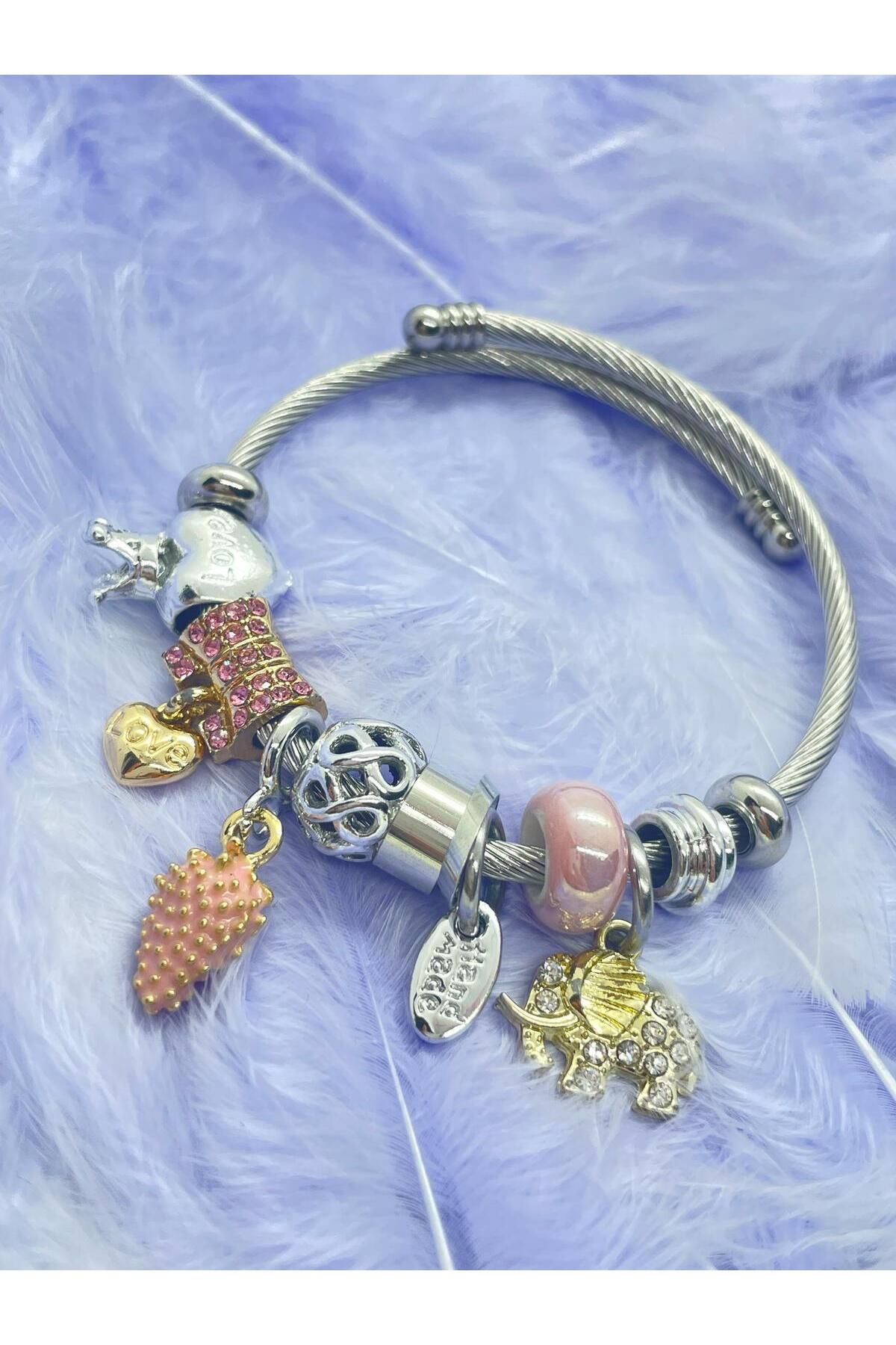 melif accesories Çilek Figürlü Pembe Detaylı Çelik Bilezik - Romantik ve Sevimli Takı