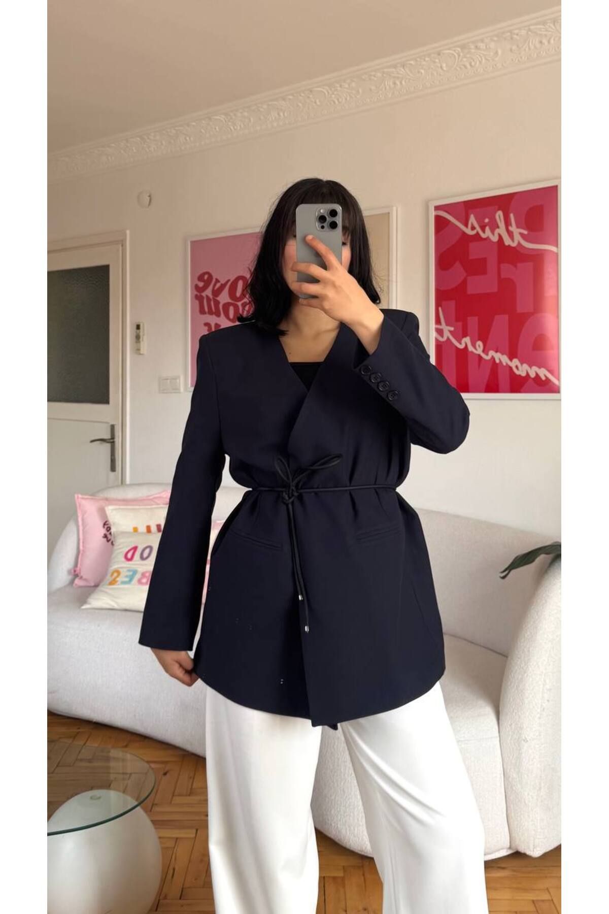 Castivo Fashion Kemer Detaylı V Yaka Dikişsiz Kadın Blazer Ceket