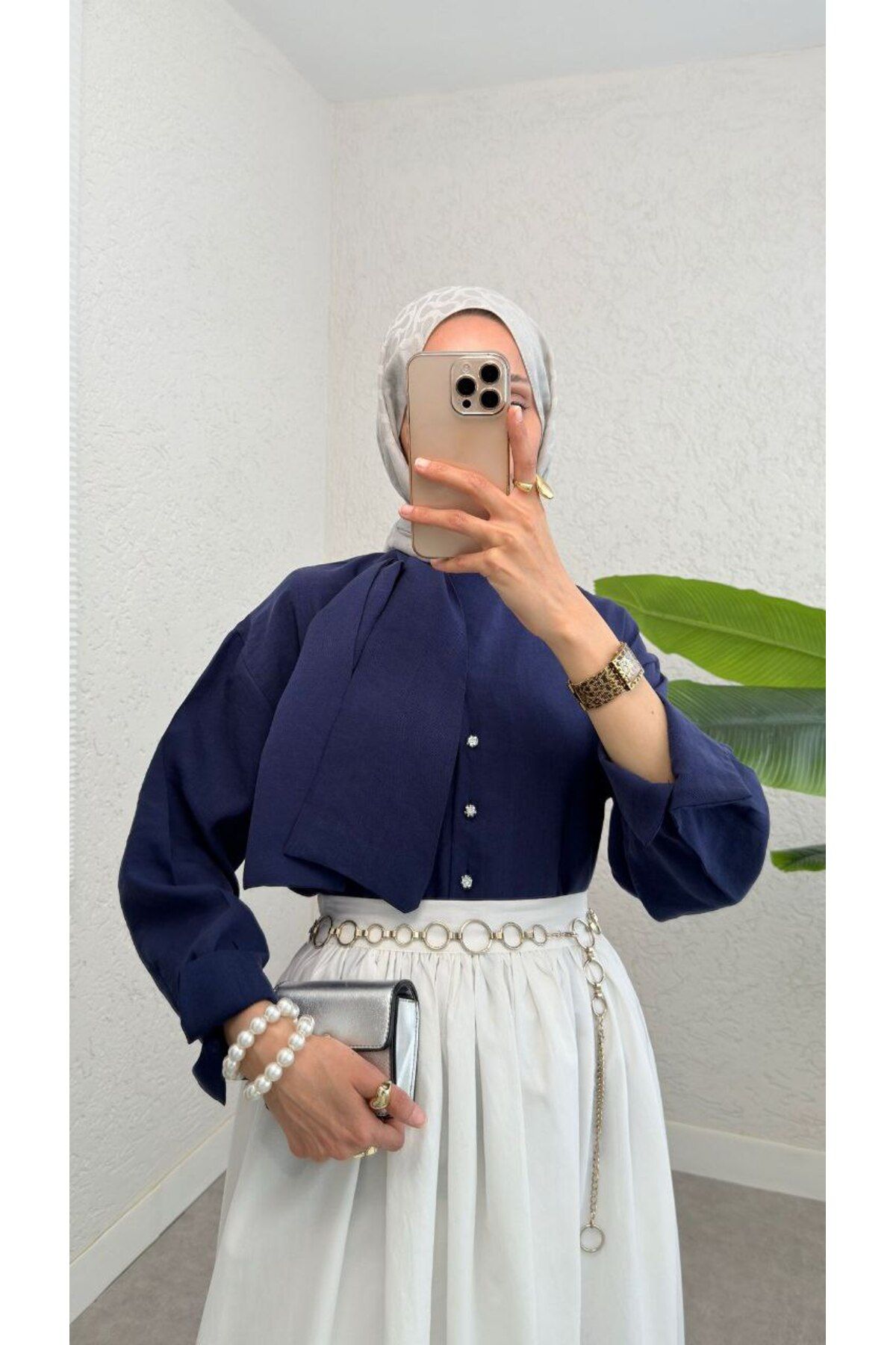 Castivo Fashion Fular Yaka İnci Düğmeli Gömlek