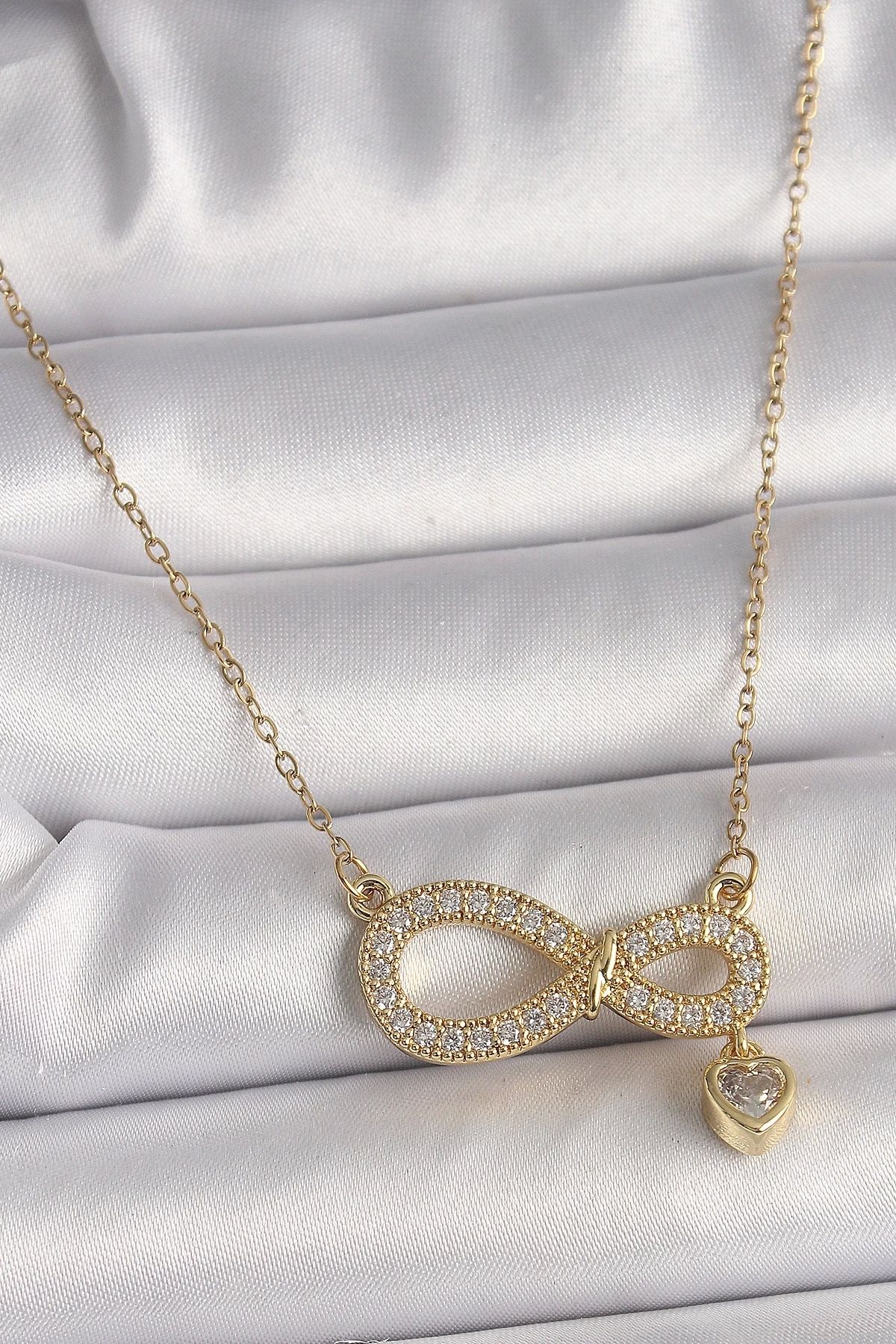 Clariss 316L Çelik Gold Renk Zincir Zirkon Taşlı Sonsuzluk Model Sallantı Taşlı Kalp Detay Kadın Kolye