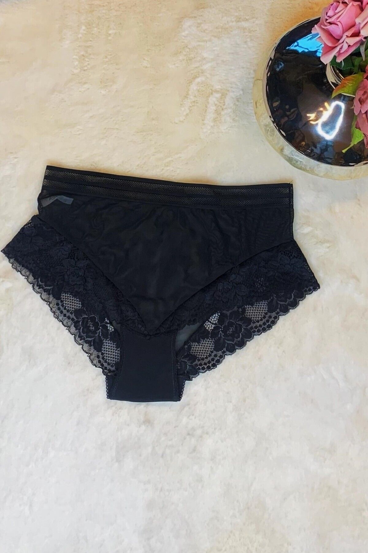 Büyük Moda ÖN VE ARKA DANTEL DETAYLI KÜLOT