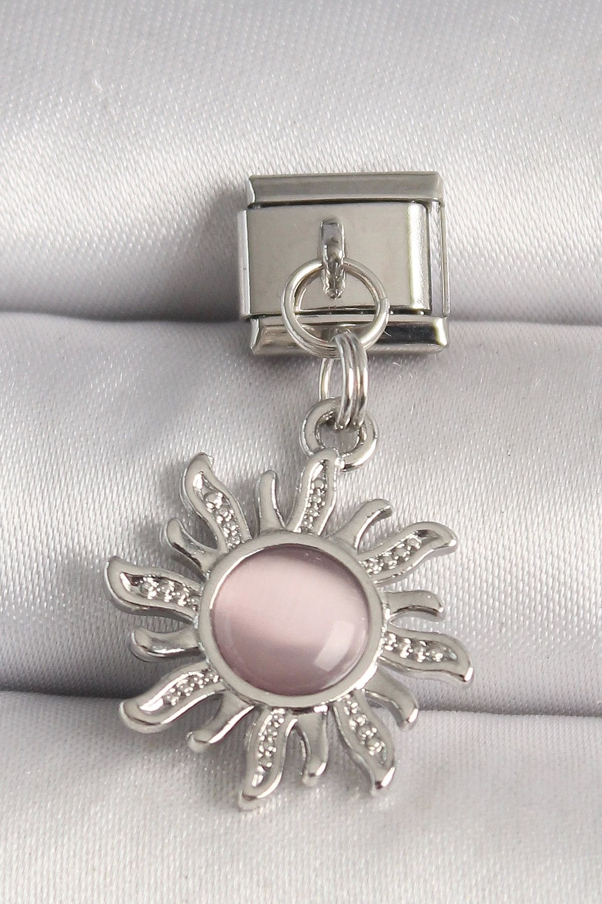 Clariss 316L Çelik Gümüş Renk Pembe Mineli Güneş Model Nomination Charm