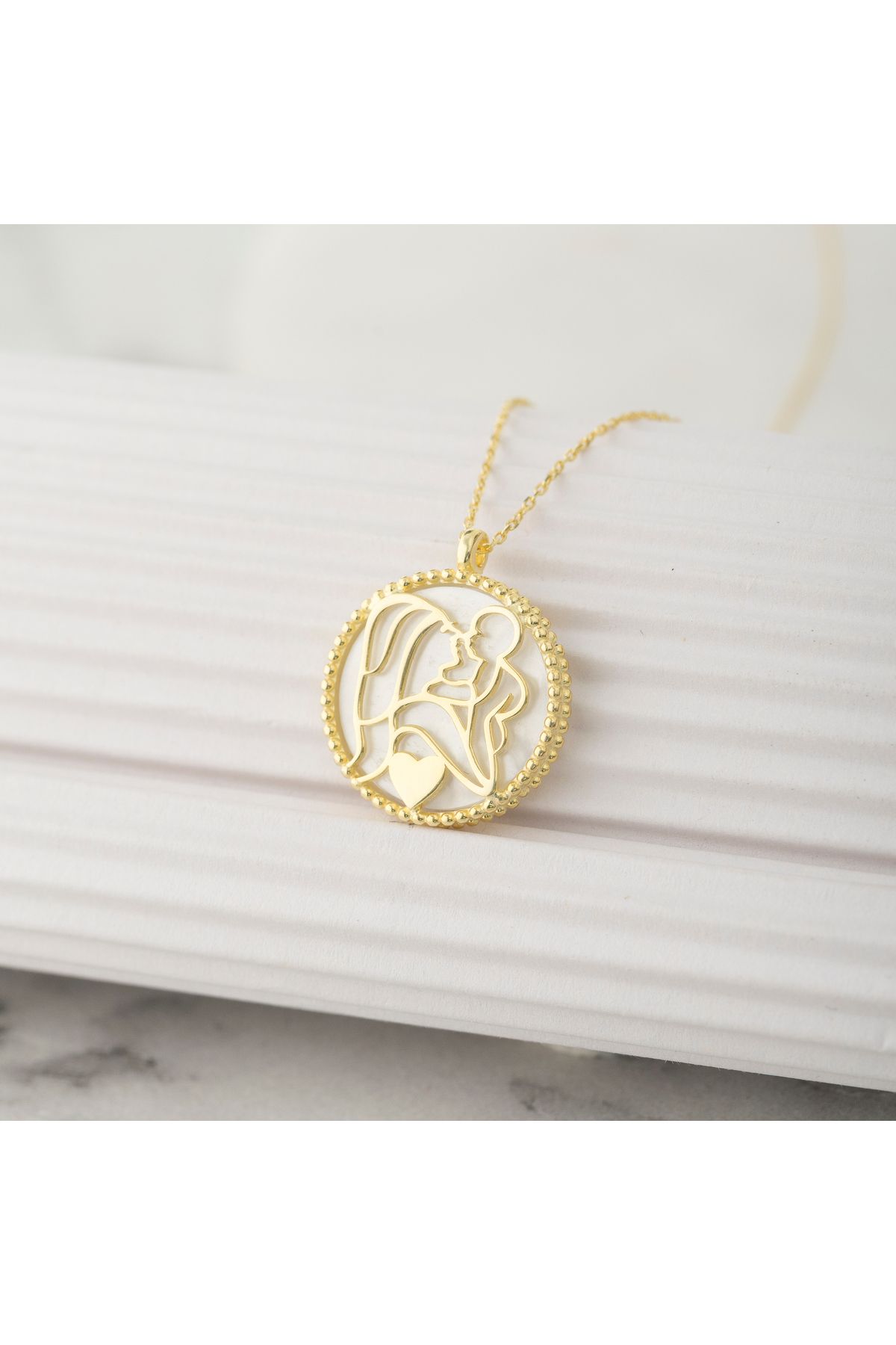 LOTUS JW Anne Bebek Gümüş Kolye (Gold) | 925 Ayar Gümüş Kolye