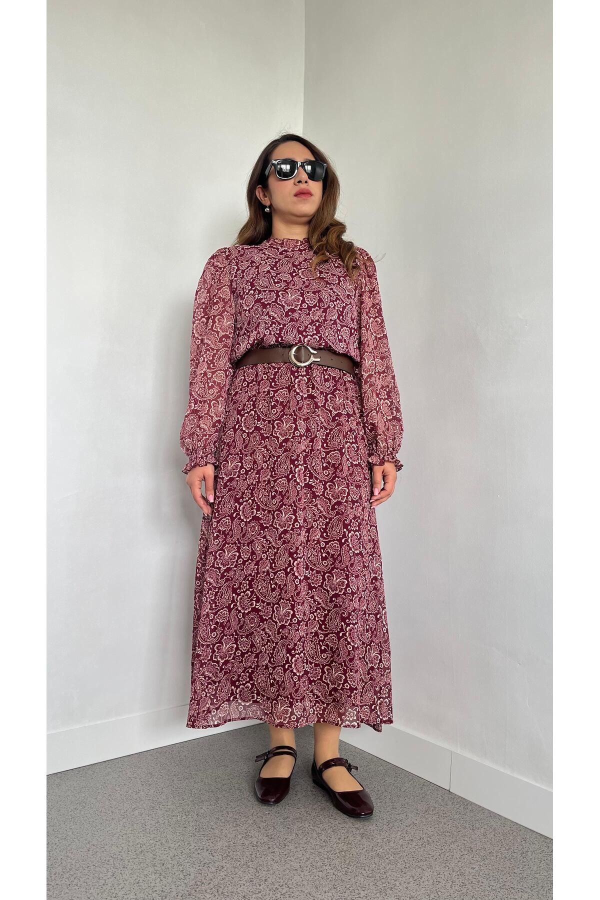 Gizybutik Bordo Çiçek Desen Kemerli Uzun Astralı Elbise