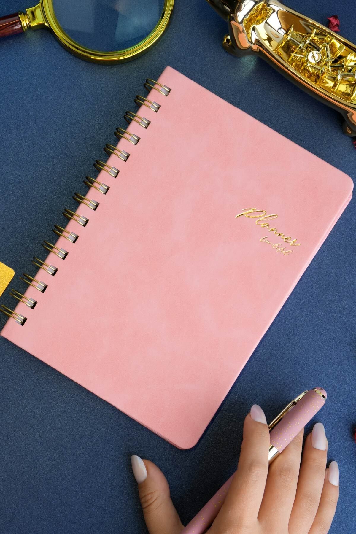 Victoria's Journals Vegan Tarihsiz Planlayıcı İnglizce A5 100gr 176 Sayfa