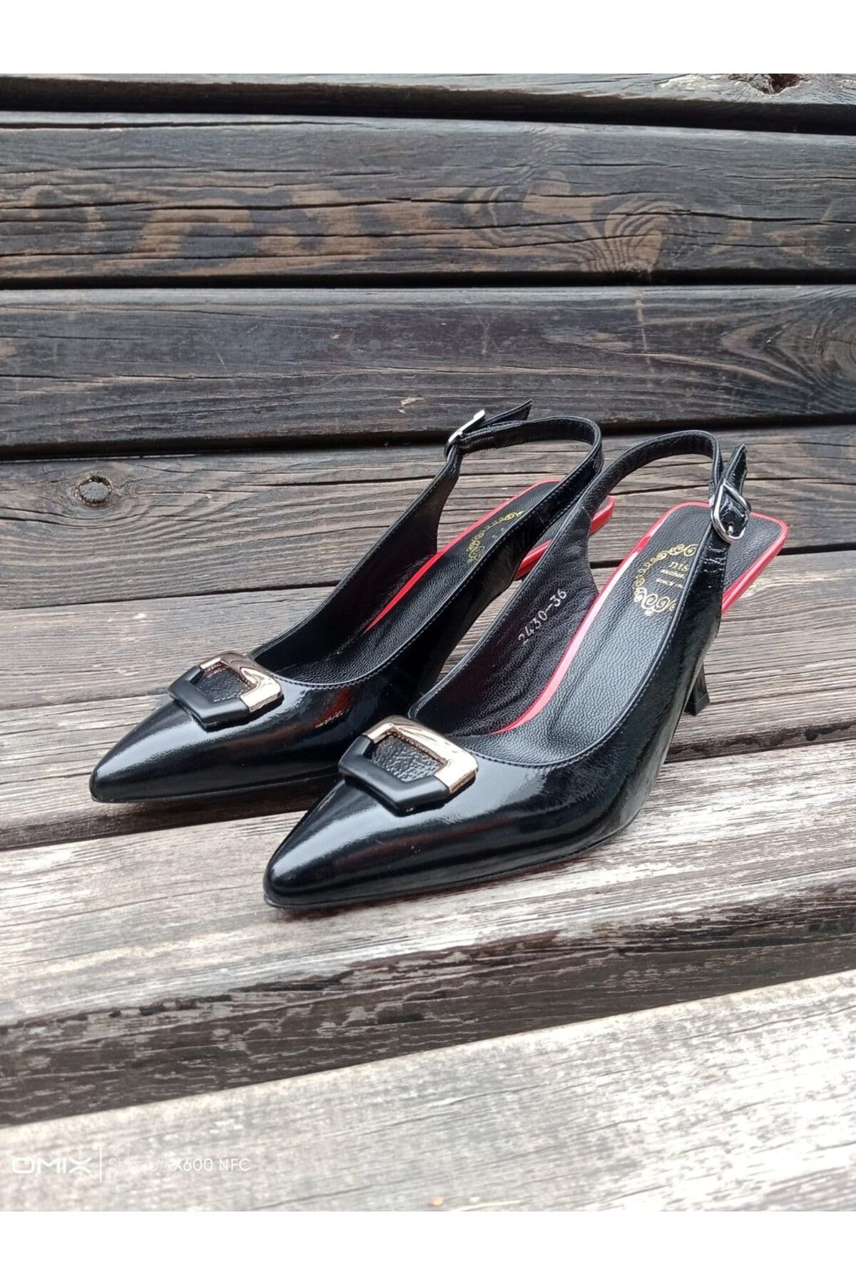 gumushoe Kadın Hakiki Deri Kadeh Topuk Arkası Açık Tokalı Stiletto 2430