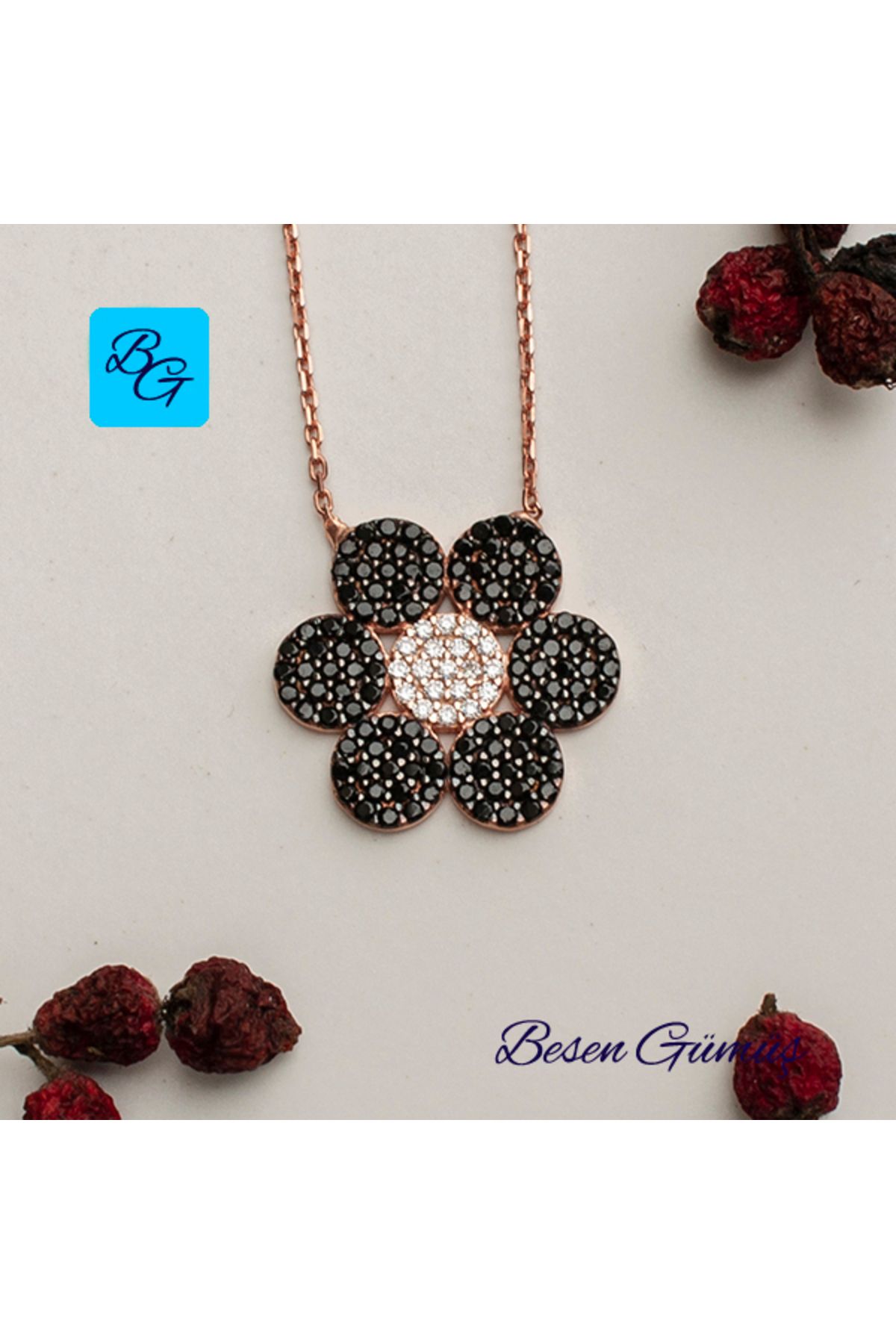 Besen Gümüş Oniks Zirkon Taşlı Rose Çiçek Kolye
