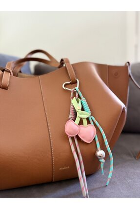 Home Pembe Kalp Detaylı Çok Renkli Çanta Charm