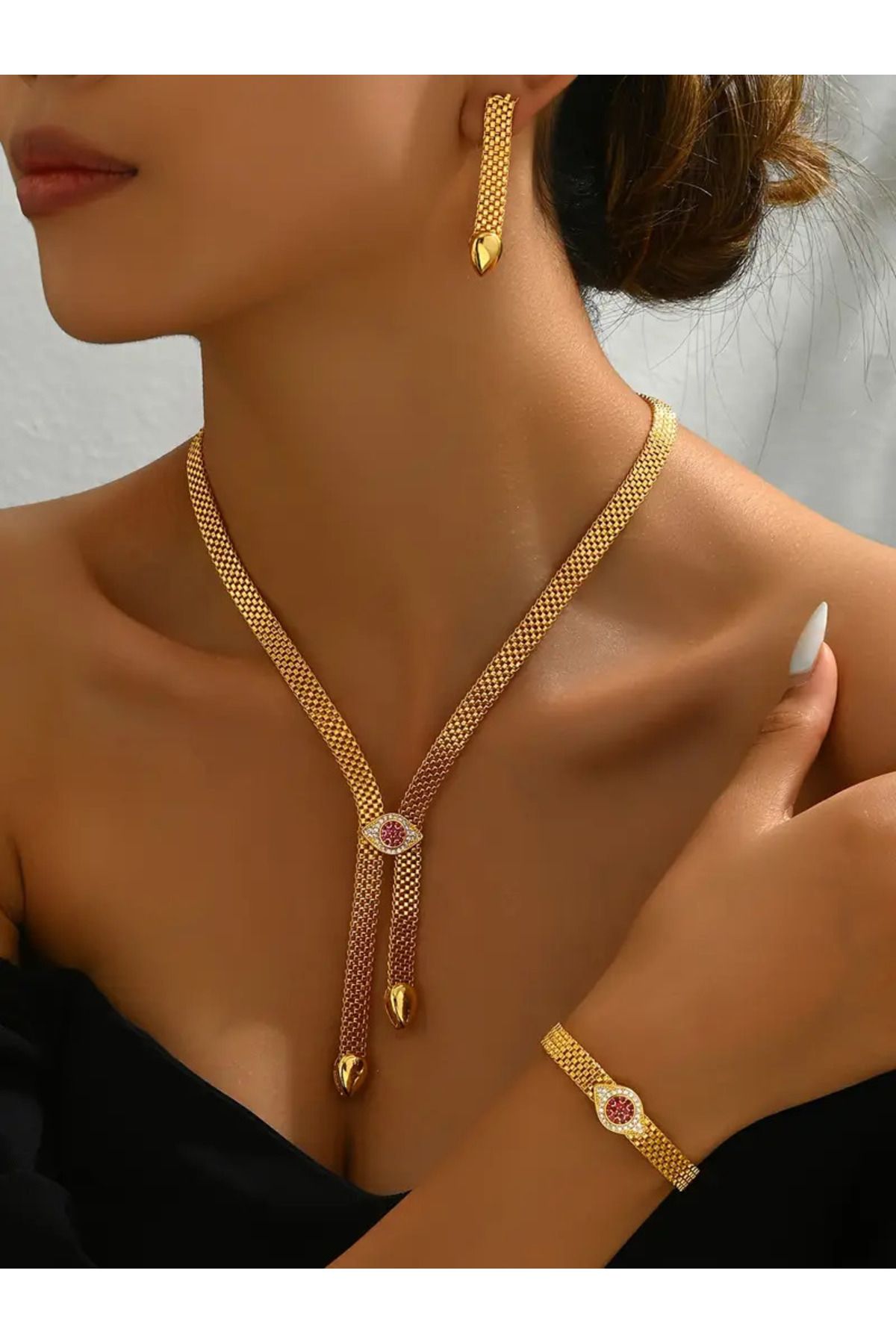 byozanyılmaz GOLD RENK TASARIM KOLYE KÜPE SET