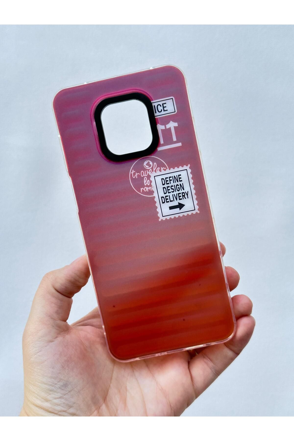 Vip Case RM NOTE 9 PRO Hologramlı Renk Değiştiren Kamera Çıkıntılı Trend Marka Tasarım Label Kılıf