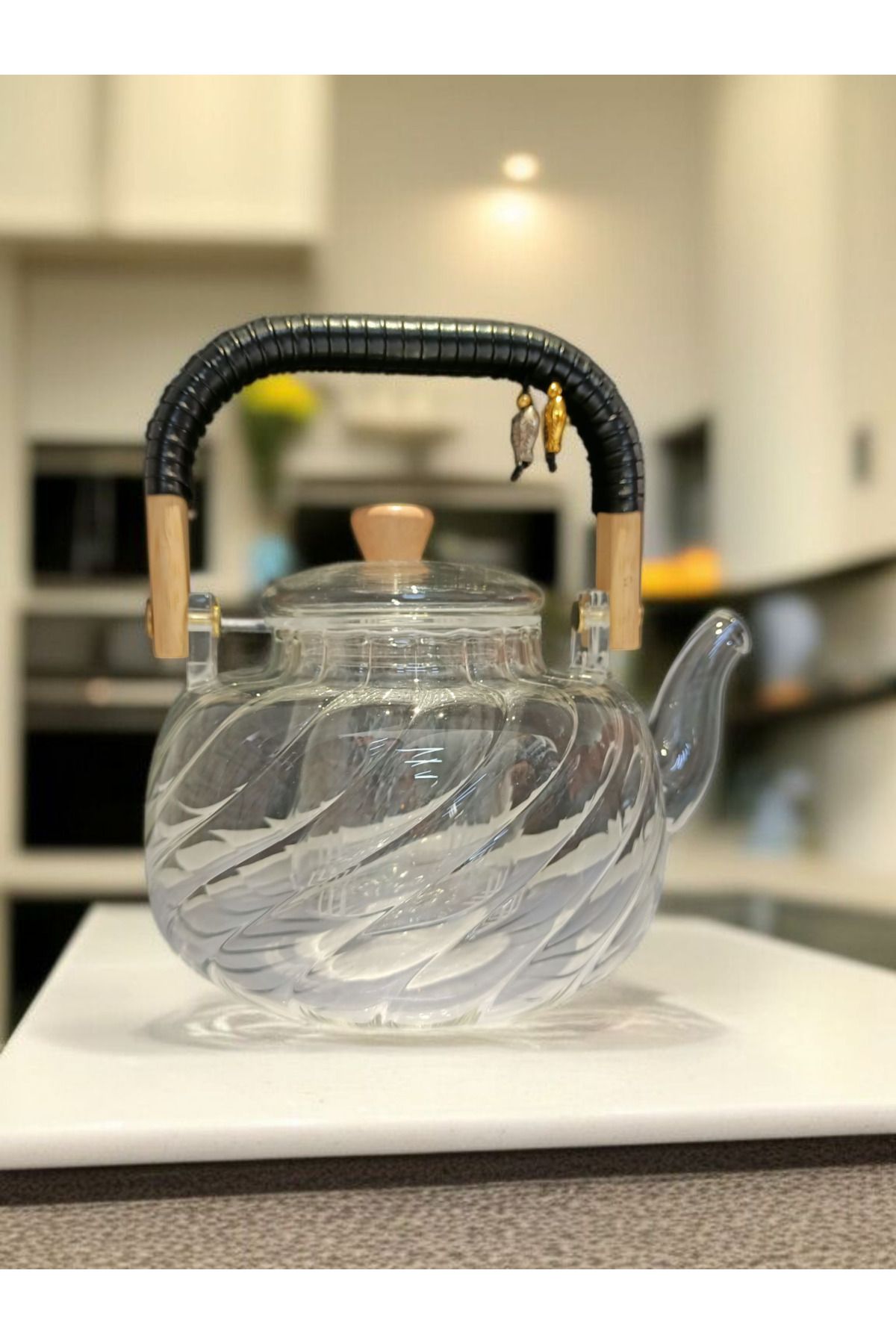 GLRHOME Bambu üzerine deri kaplama kulplu ısıya dayanıklı cam demlik Çıkarılabilir süzgeçli demlik 800ml
