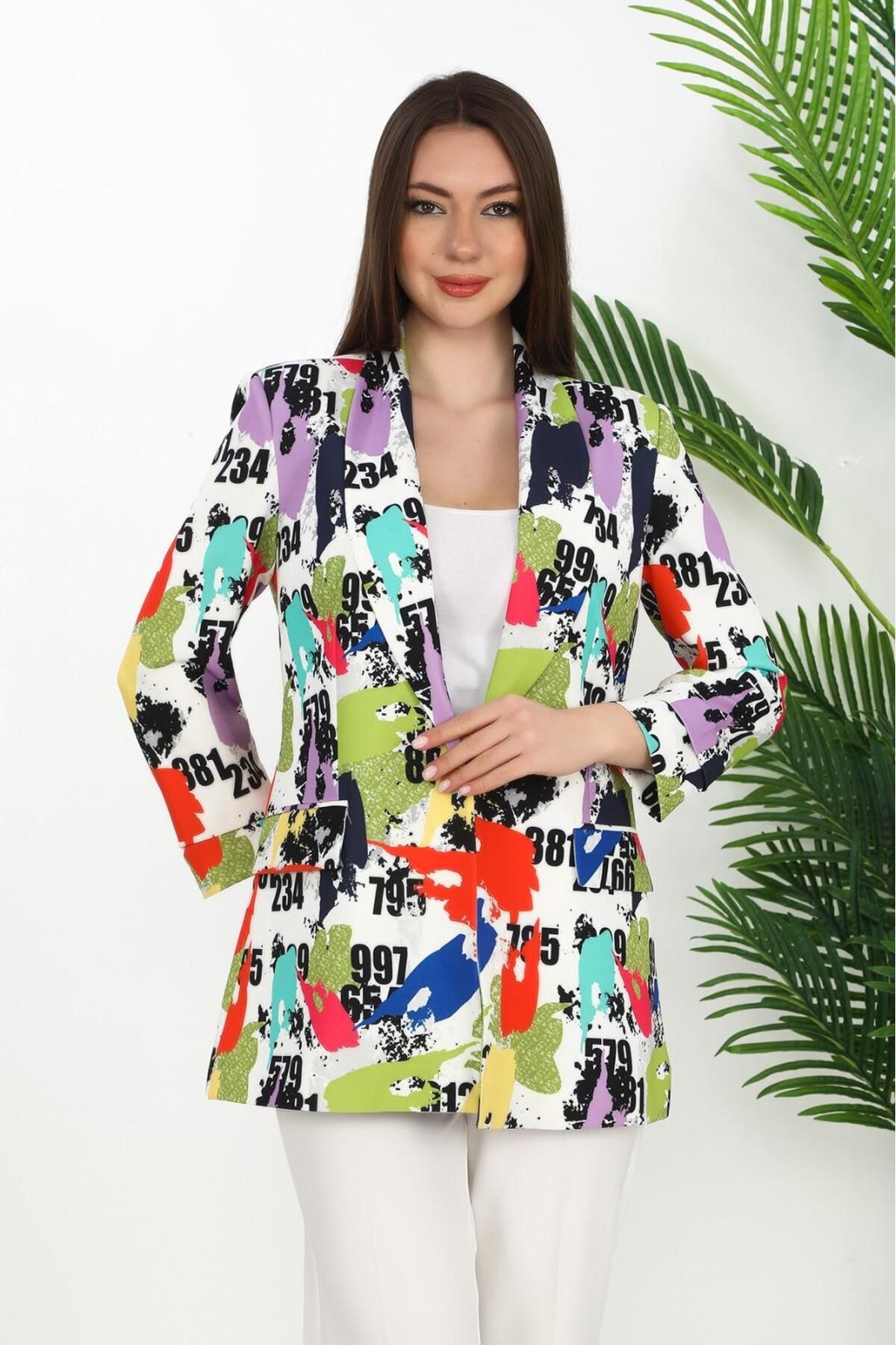 GND TEKSTİL Gnd Kadın Renkli Desenli Oversize Blazer Ceket