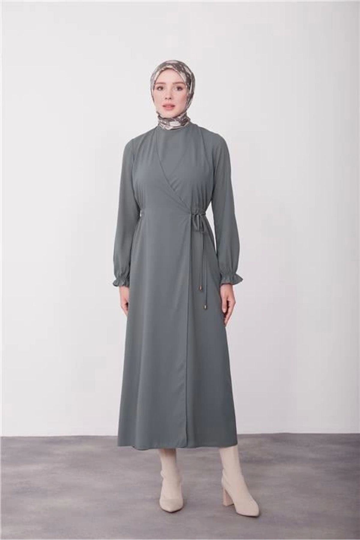 aradimtaradim Armine Anvelop Elbise 23K9230 Puslu Yeşil