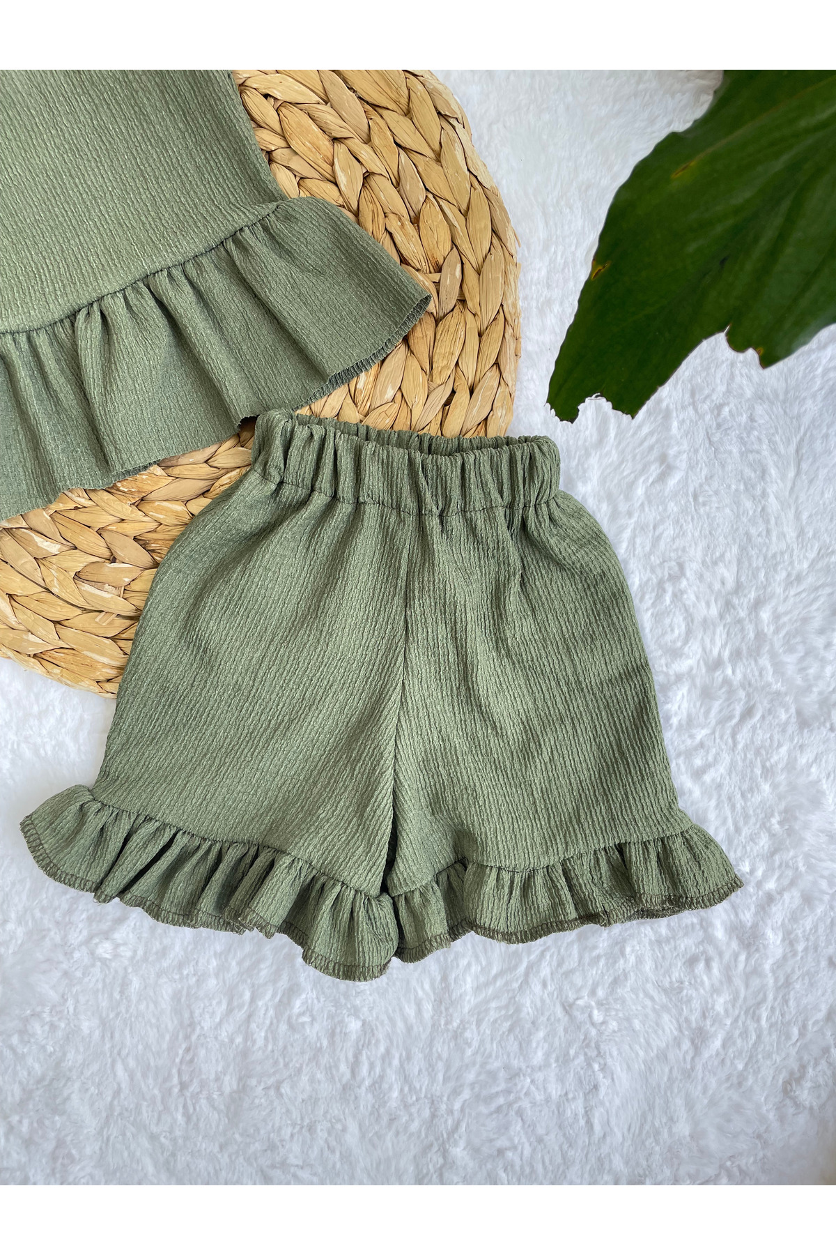 AKİF GİYİM KIZ BEBEK & ÇOCUK BÜRÜMCÜK KUMAŞ FIRFIRLI ŞORT ALT ÜST TAKIMI fotoğrafı 5 (önizleme)