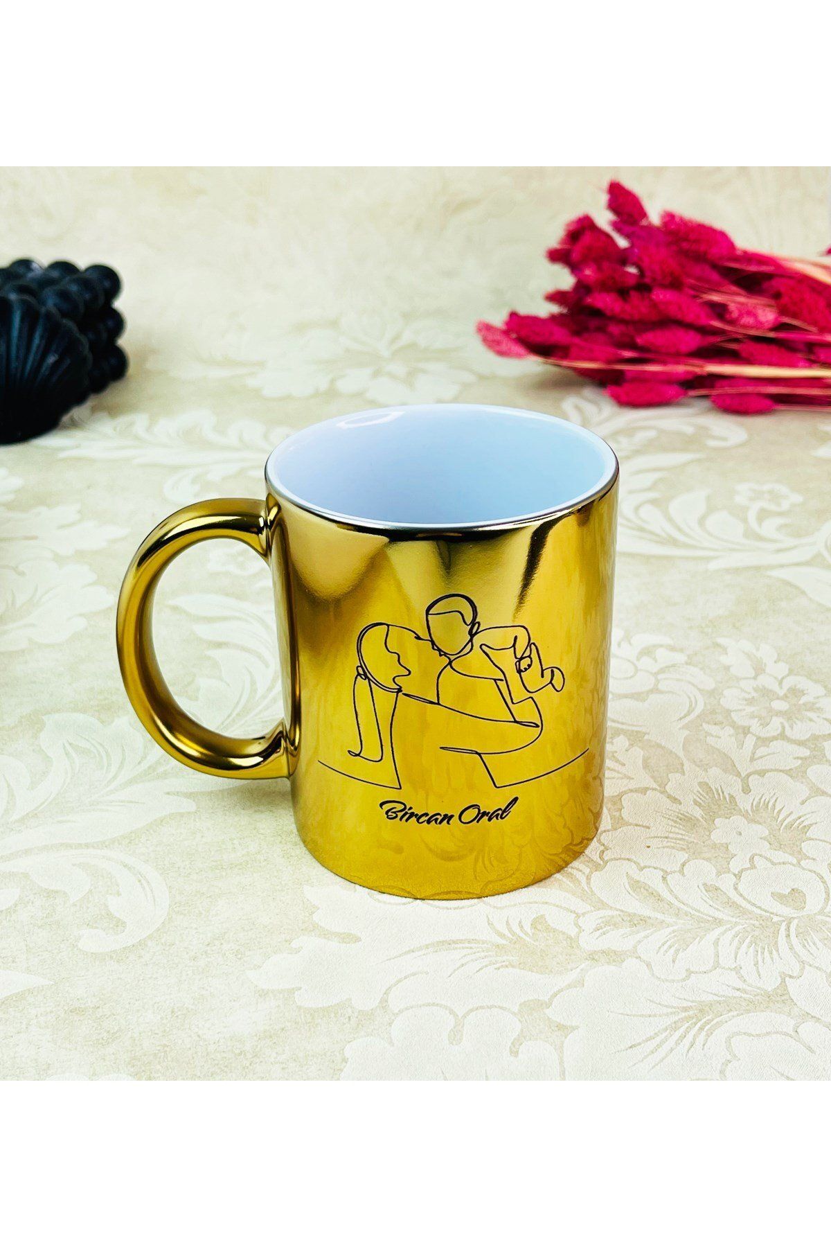 Gift Moda Kişiye Özel Çizgi Anne Erkek Çocuk Tasarımlı Gold Kupa