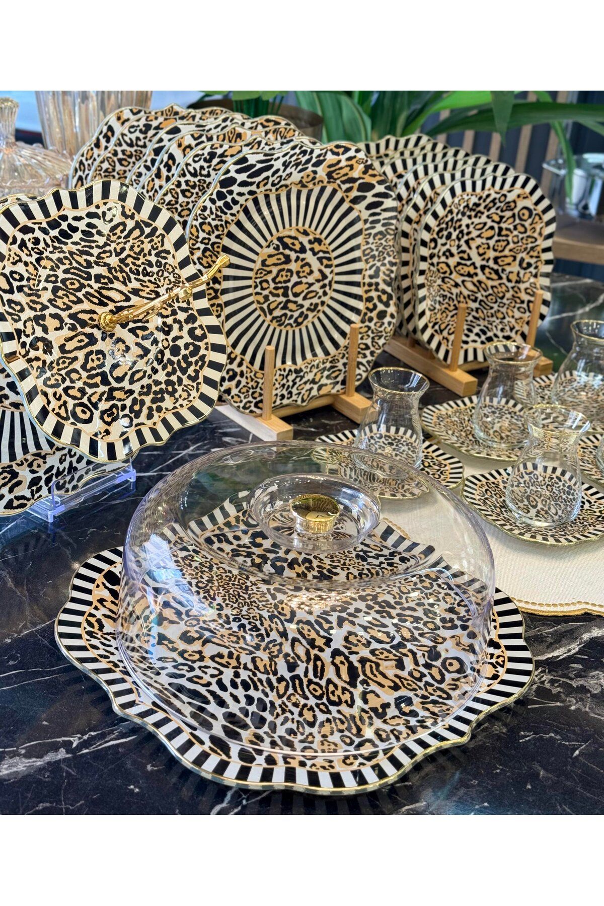 Onedekor 28 Parça Solid Leopard Altın Yaldızlı 6 Kişilik Pasta Çay Servis İkram Takımı
