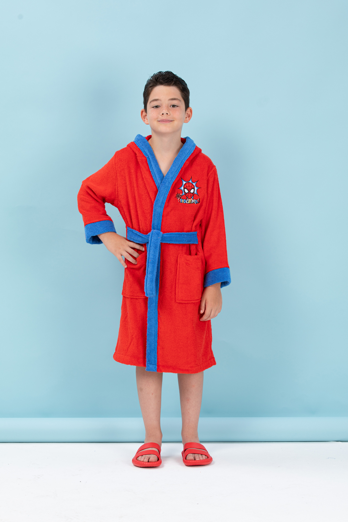 Özdilek Lisanlı Örümcek Adam Bornoz Kırmızı fotoğrafı 2 (önizleme)