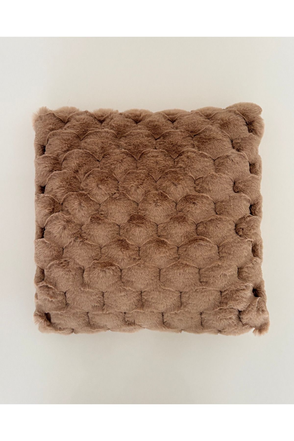 Home Premium,Lüks Dokulu Peluş Kırlent,Dekoratif Yastık,Vizon 1 adet ,45x45 cm