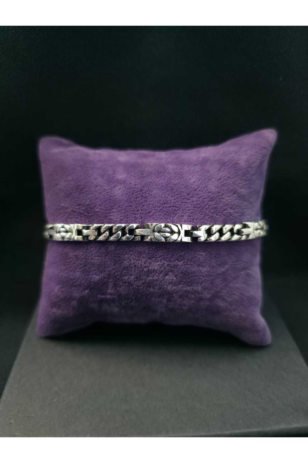 sarıyer silver Eskitme Siyah İşlemeli Modern Motifli Tasarım Şık Stil 925 Ayar Gümüş Bileklik