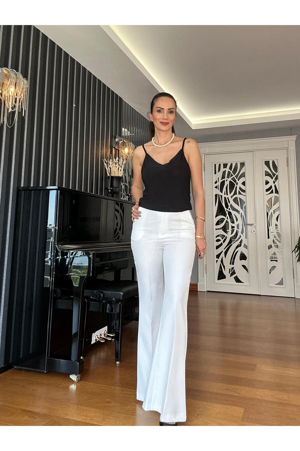 Atelier Derin Beyaz Flare Pantolon