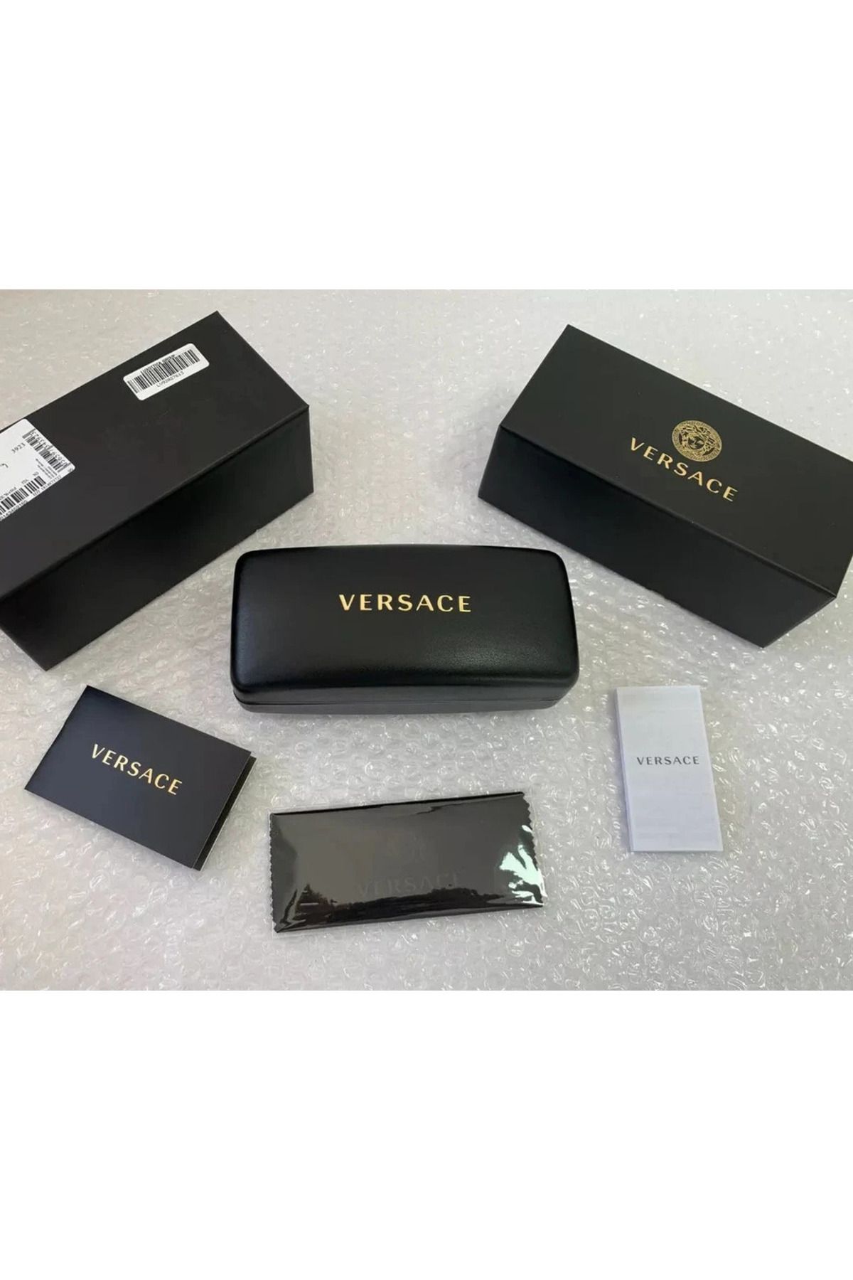 Versace GÜNEŞ GÖZLÜĞÜ KUTUSU SERT YAYLI ORİJİNAL