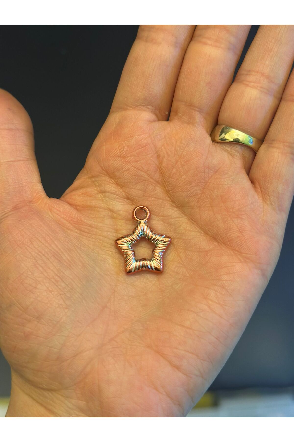 Gönülden Tasarım 21 ADET PLASTİK BRONZ YAPRAK KOLYE UCU TAKI AKSESUARI 1X1 CM
