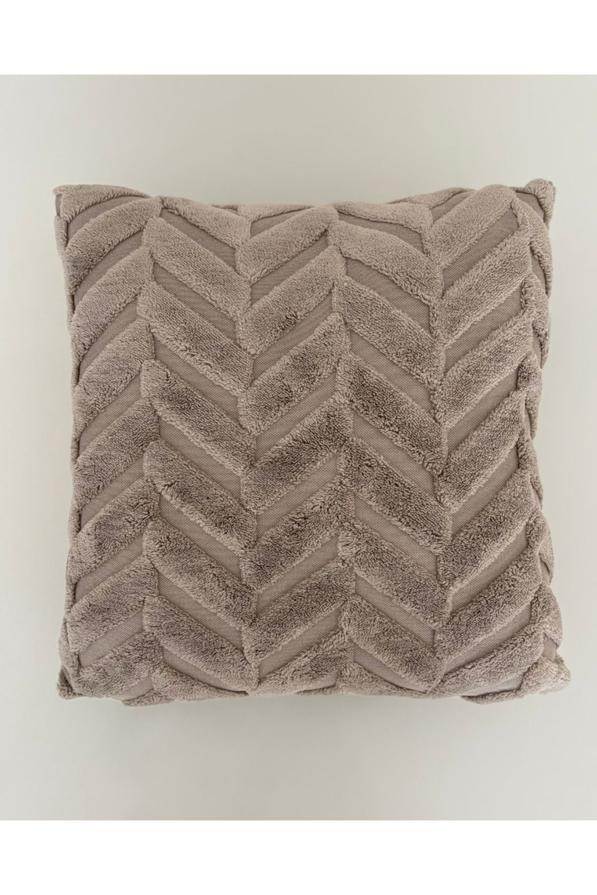 Home Punch Desenli Çift Taraflı Jakarlı Kırlent,1 adet,43x43 cm,Vizon