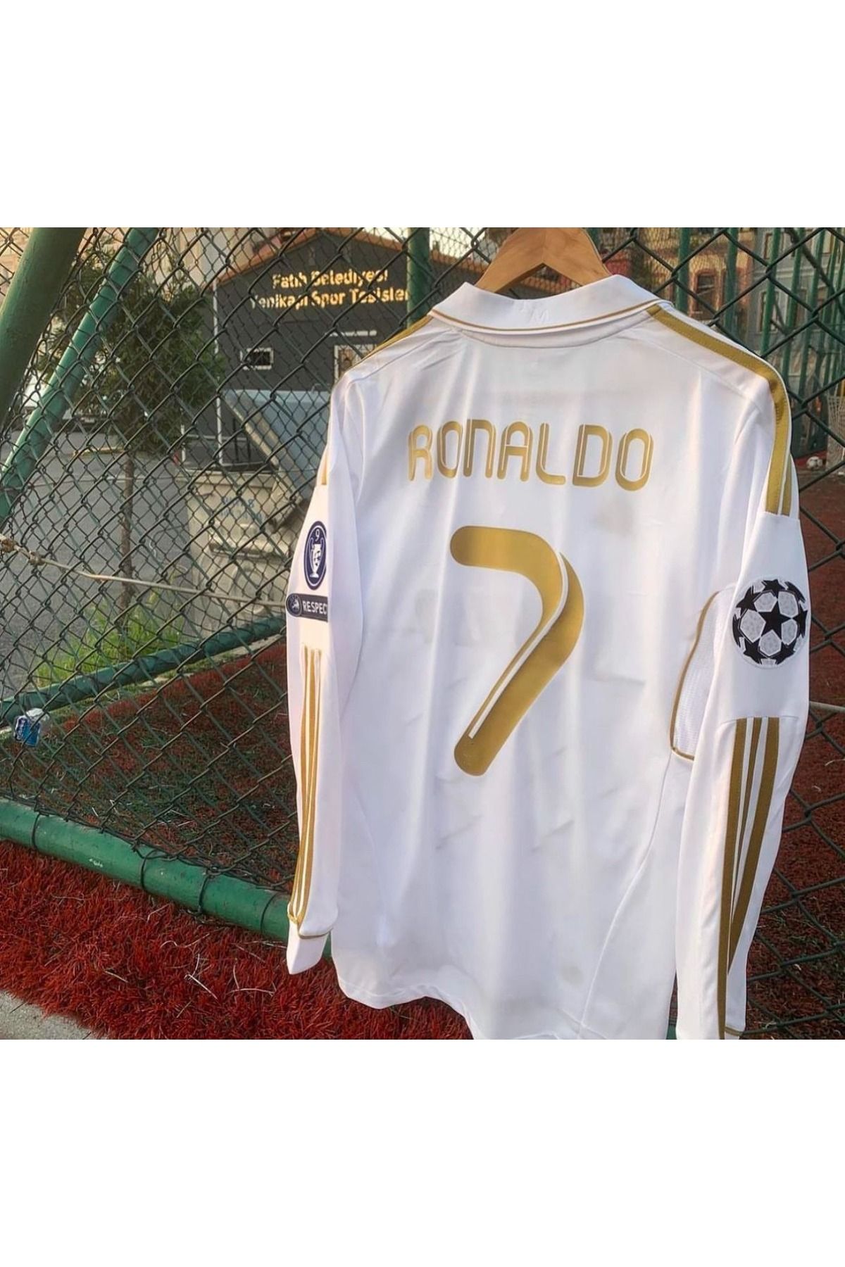 jabuka R.E.A.L M.A.D.R.İ.D 2011 BEYAZ UZUN KOL CRİSTİANO RONALDO YETİŞKİN FORMASI