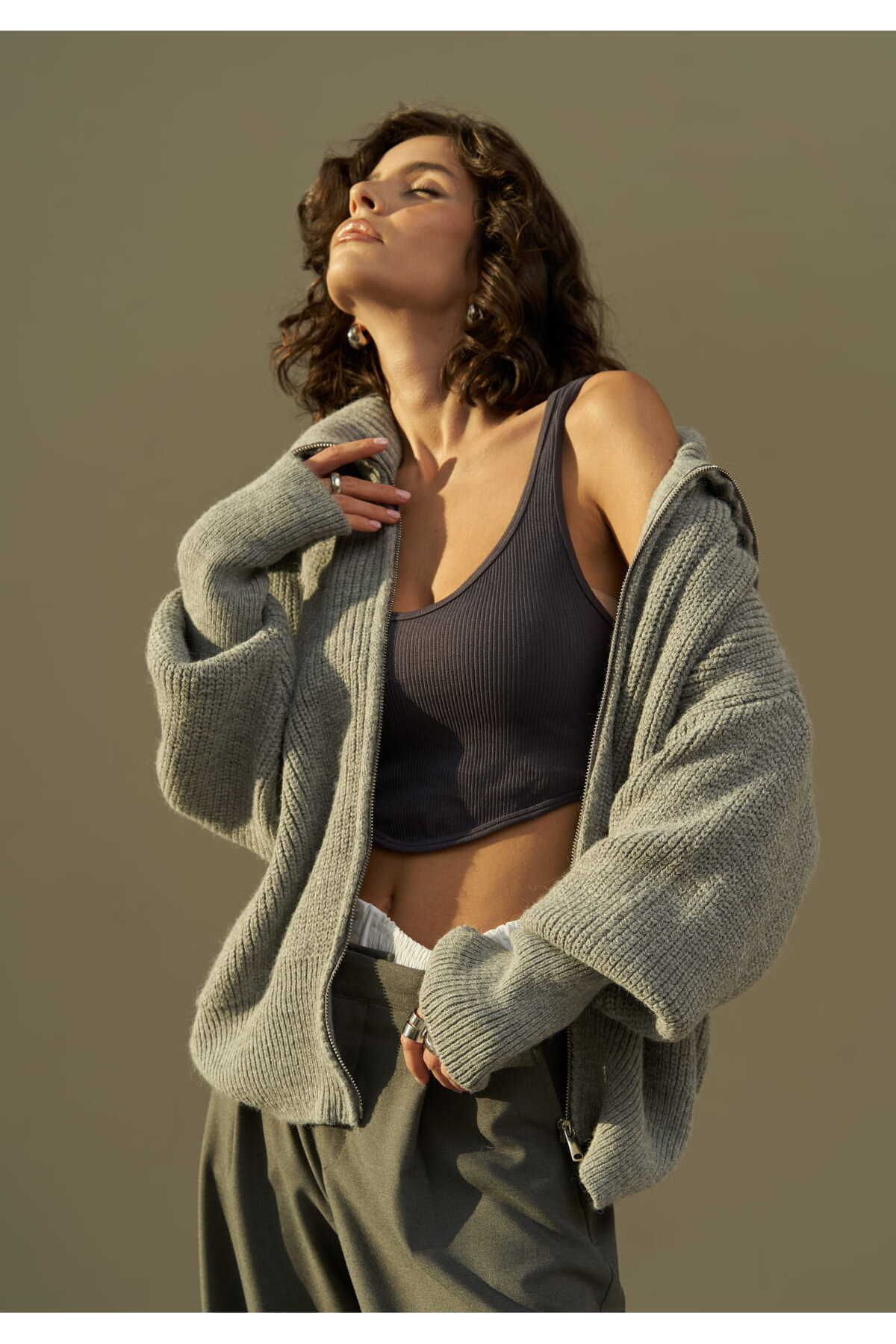 MAİ COLLECTİON-Cardigan din tricot cu fermoar afumat Mai Rafi 4