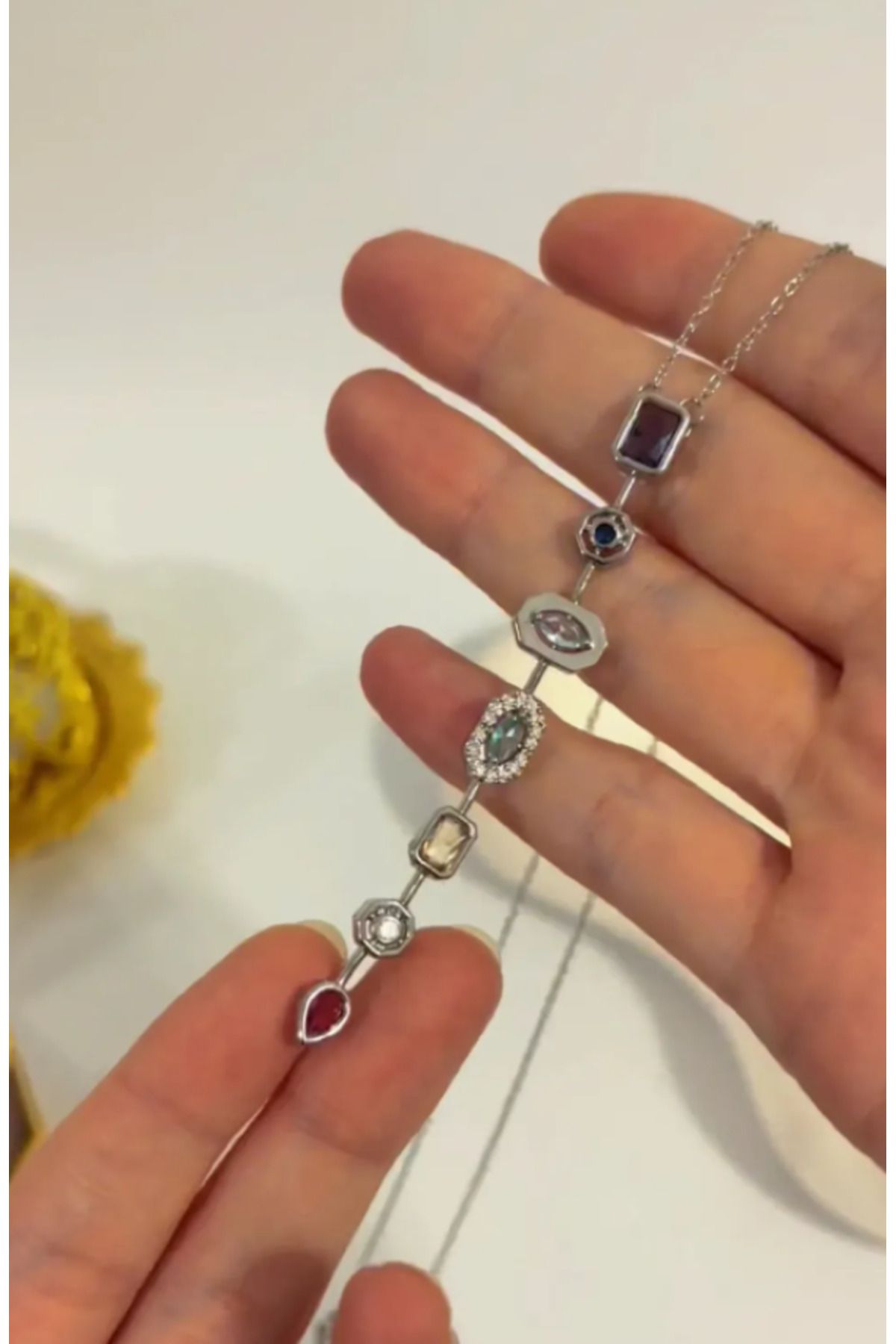 Ervalina Trend Zirkon Taşlı Y Kolye Gümüş Rengi Çelik Kolye