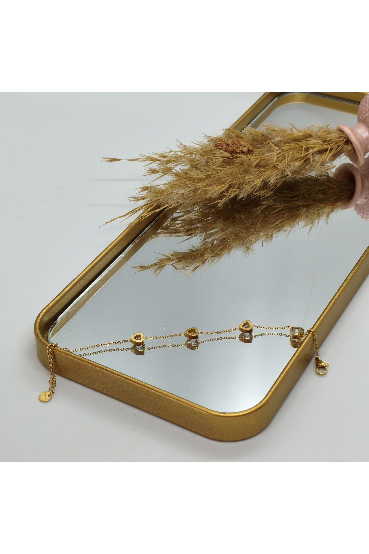 Butik KALP DETAYLI GOLD BİLEKLİK