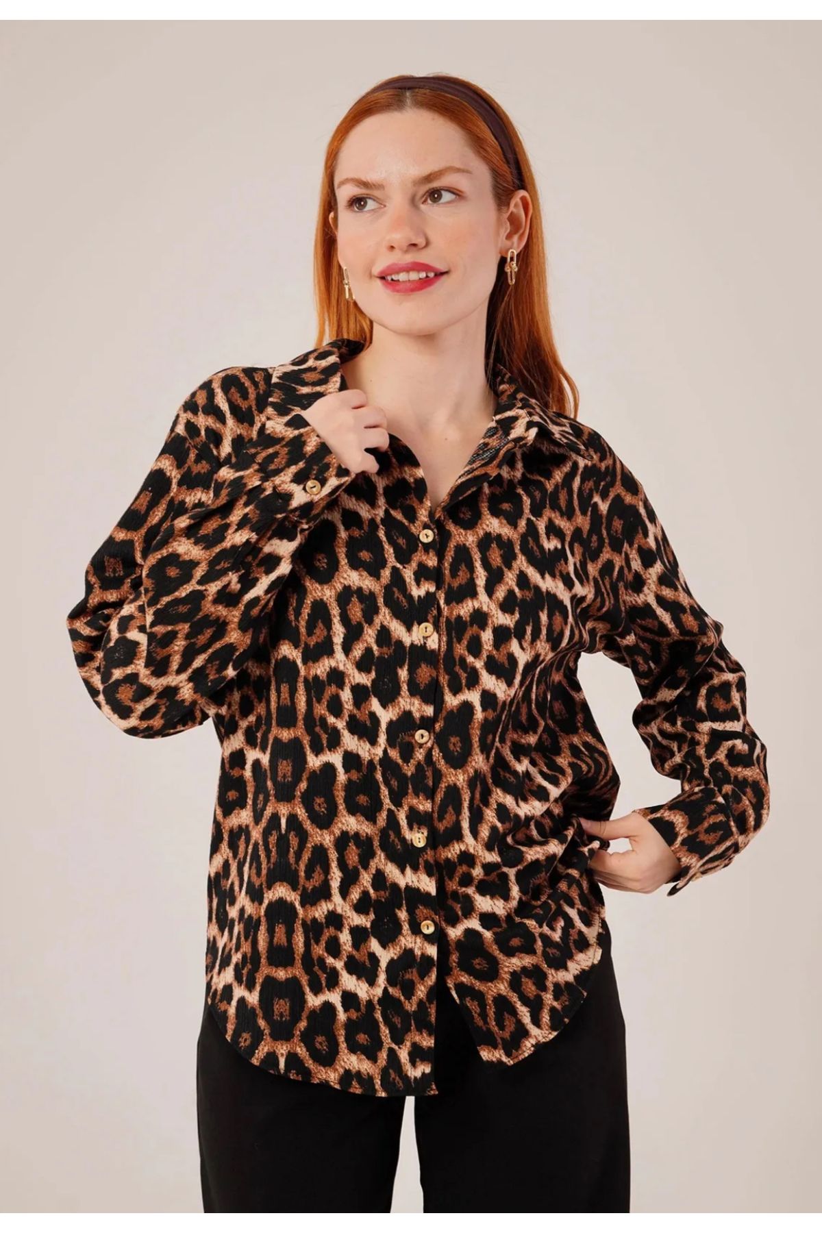 Butik KASIN LEOPAR DESENLİ RAHAT KALIP GÖMLEK