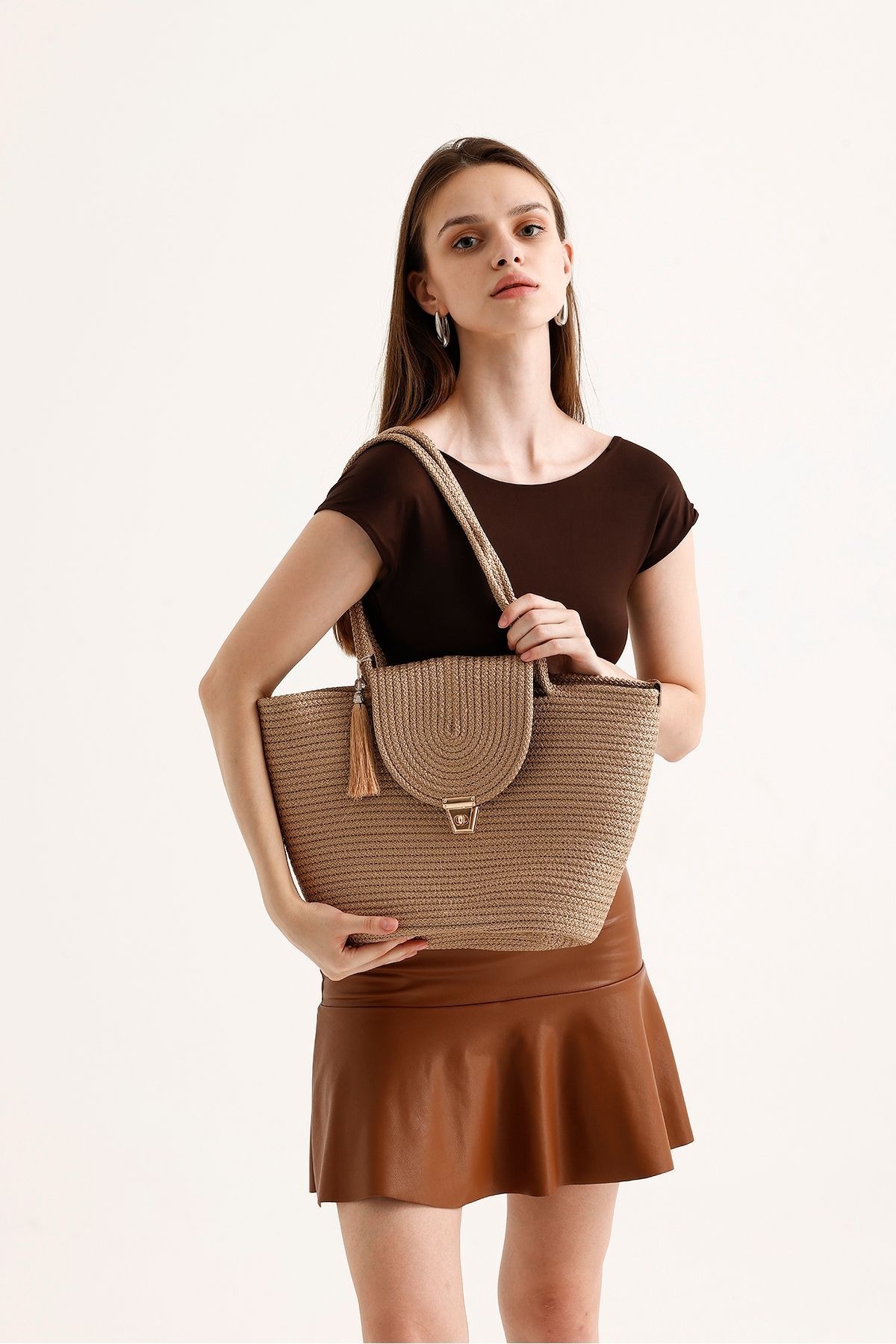 KURGAN TEKSTİL-Women's Straw Tassel Detailed Shoulder Bag 4