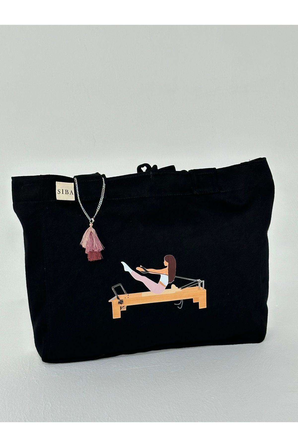 ŞİBATEKS Pilates Figürlü Medium Gabardin Kumaş Çanta - Bağcıklı ve Fermuarlı Siyah - 35x30x10 cm