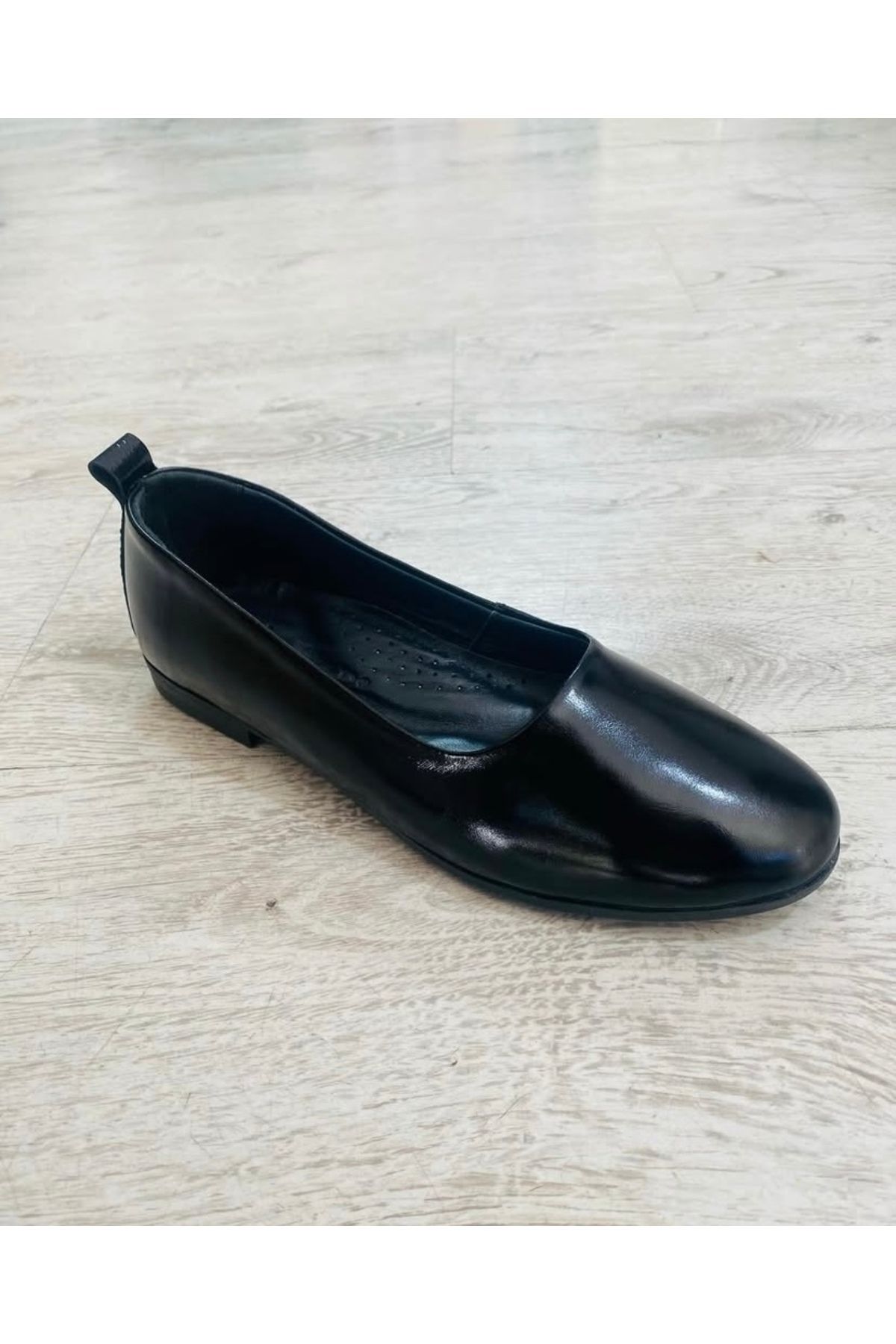 GMG PLUS Deri Parlak Siyah Casual Kadın Ayakkabı