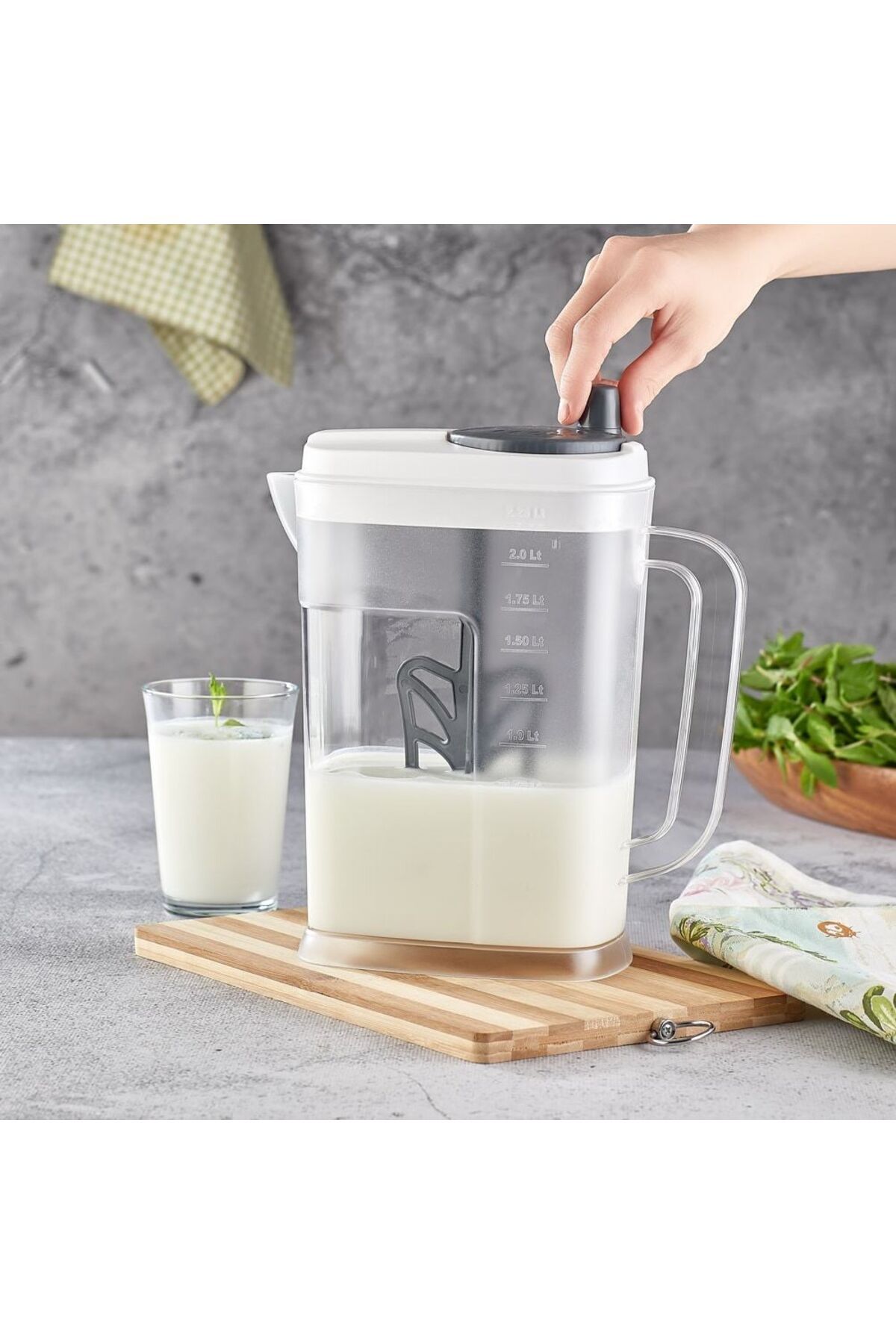 Crystal Ware Mikser Yayık Sürahi Şeffaf 2.2 Lt.