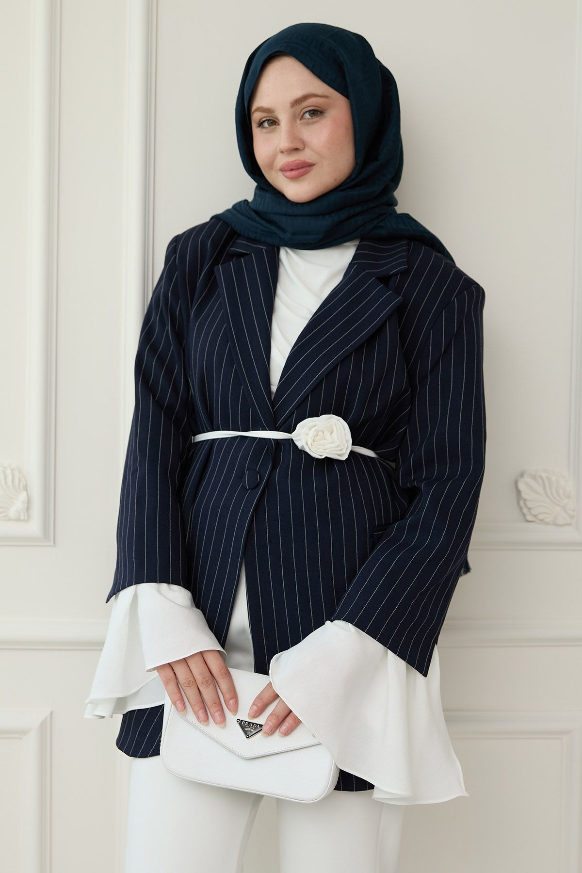 InStyle Çizgili Kolları Volanlı Lacivert Blazer Ceket