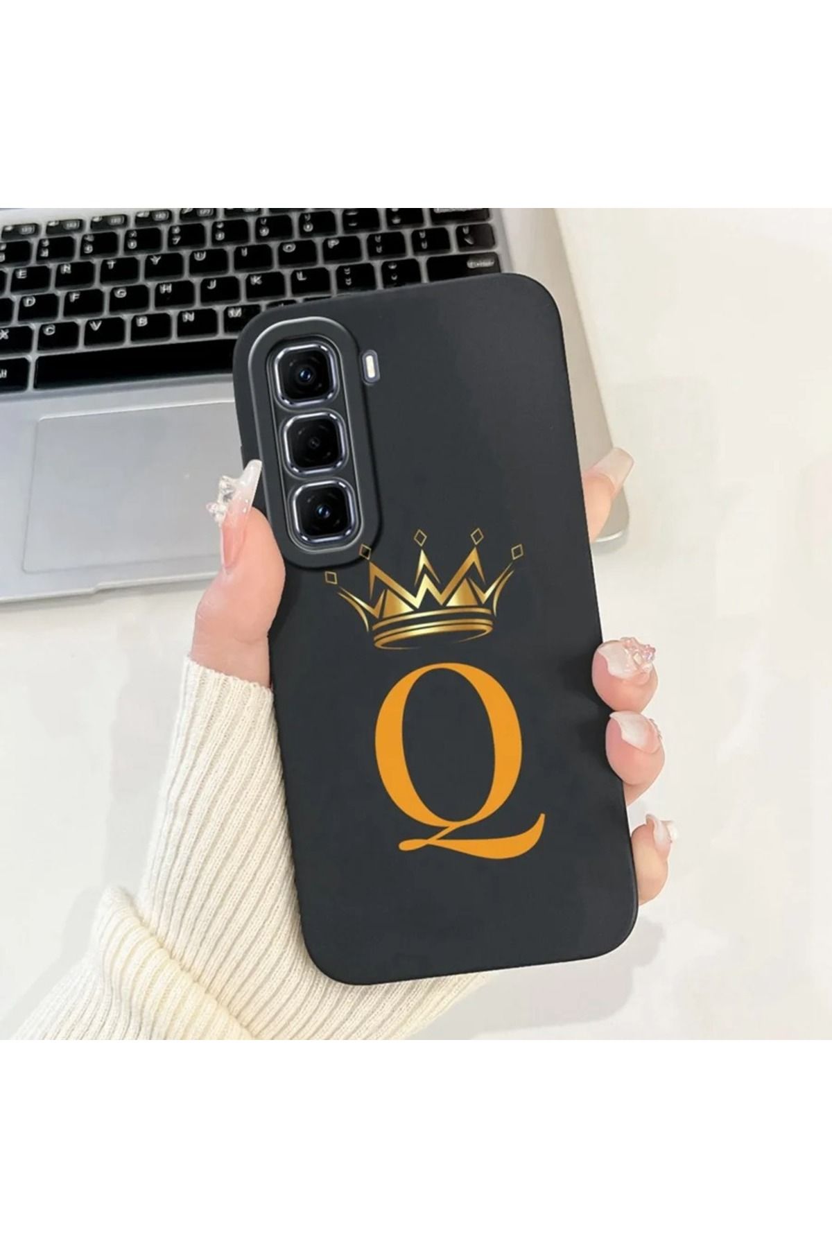 Rotaks İnfinix Hot 50 5g Uyumlu Harfli Taç Baskılı Kişiye Özel Silikon Telefon Kılıfı - Q