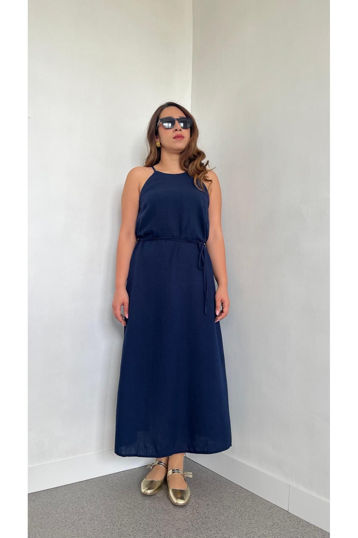 Gizybutik Halter Askılı Müslin Kumaş Elbise