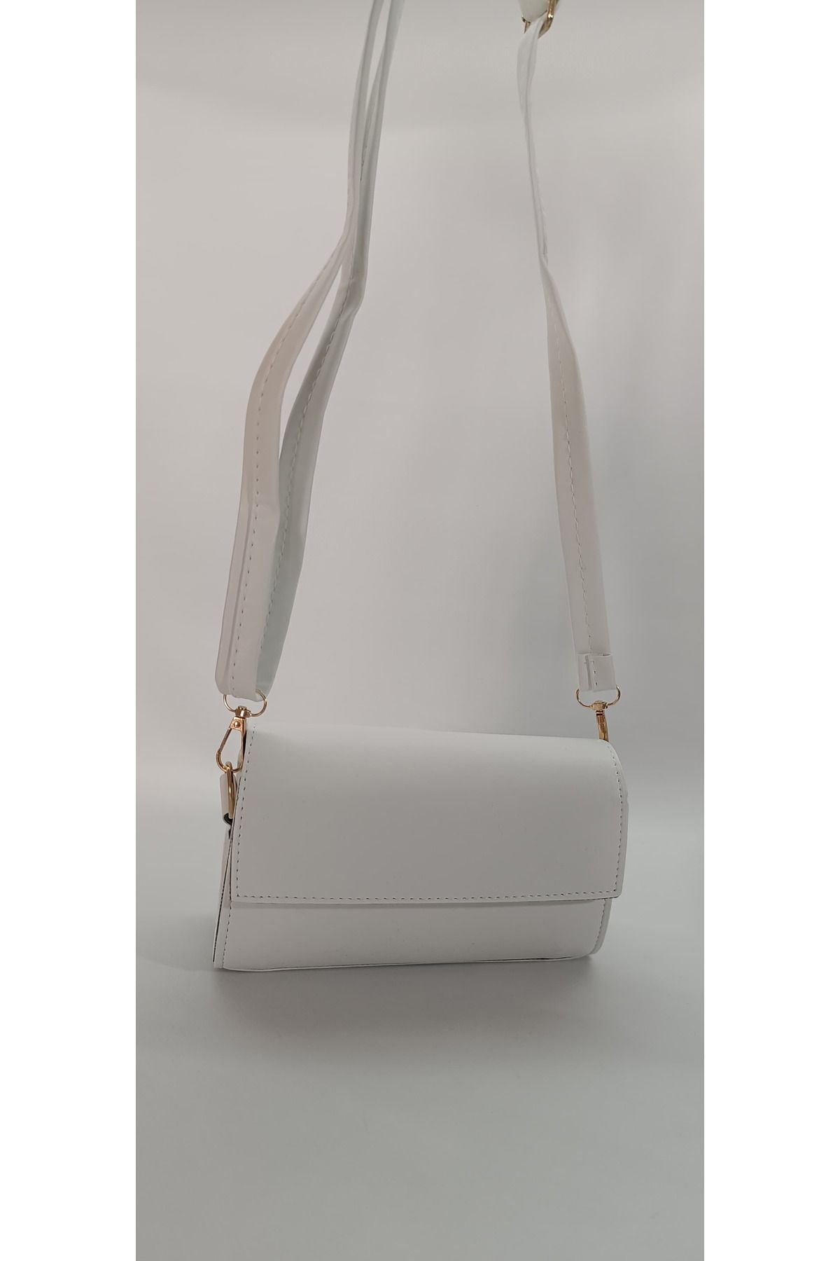 Butik Kadın Suni Deri Şık Tasarımlı Deri Askılı Mini Omuz Çantası