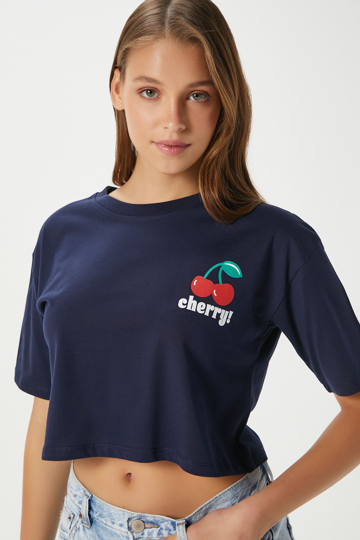 Ritnice Kadın Cute Kiraz Baskılı Lacivert Crop T-Shirt